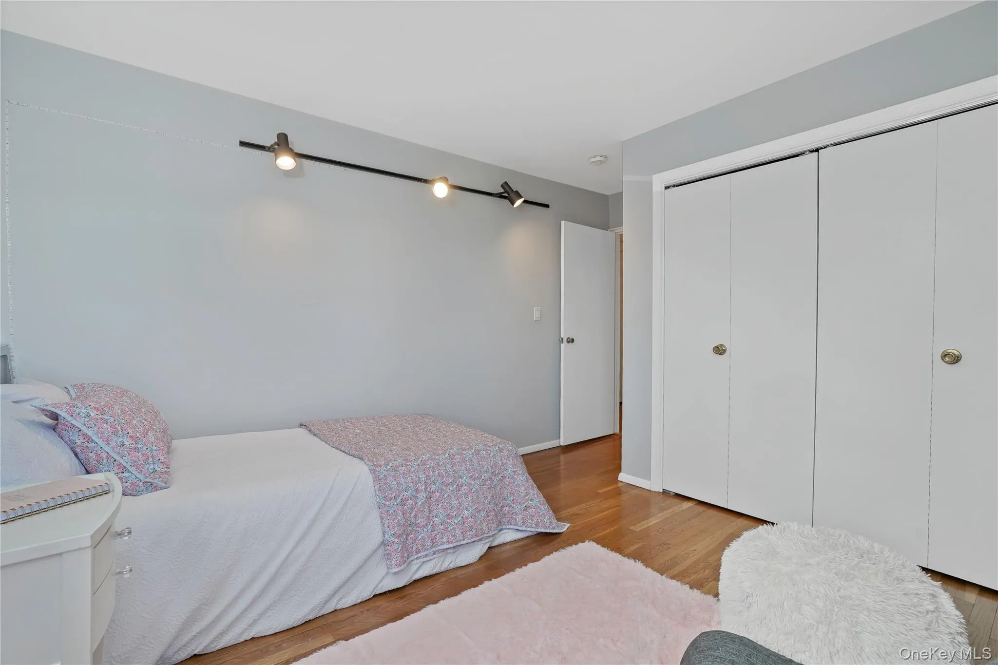 11 Riverview Avenue, Greenburgh, NY, 4 Bedrooms Bedrooms, 7 Rooms Rooms,2 BathroomsBathrooms,Residential,For Rent,Riverview,0,1040183 11 Riverview Avenue, Greenburgh, NY, 4 Bedrooms Bedrooms, 7 Rooms Rooms,2 BathroomsBathrooms,Residential,For Rent,Riverview,0,1040183