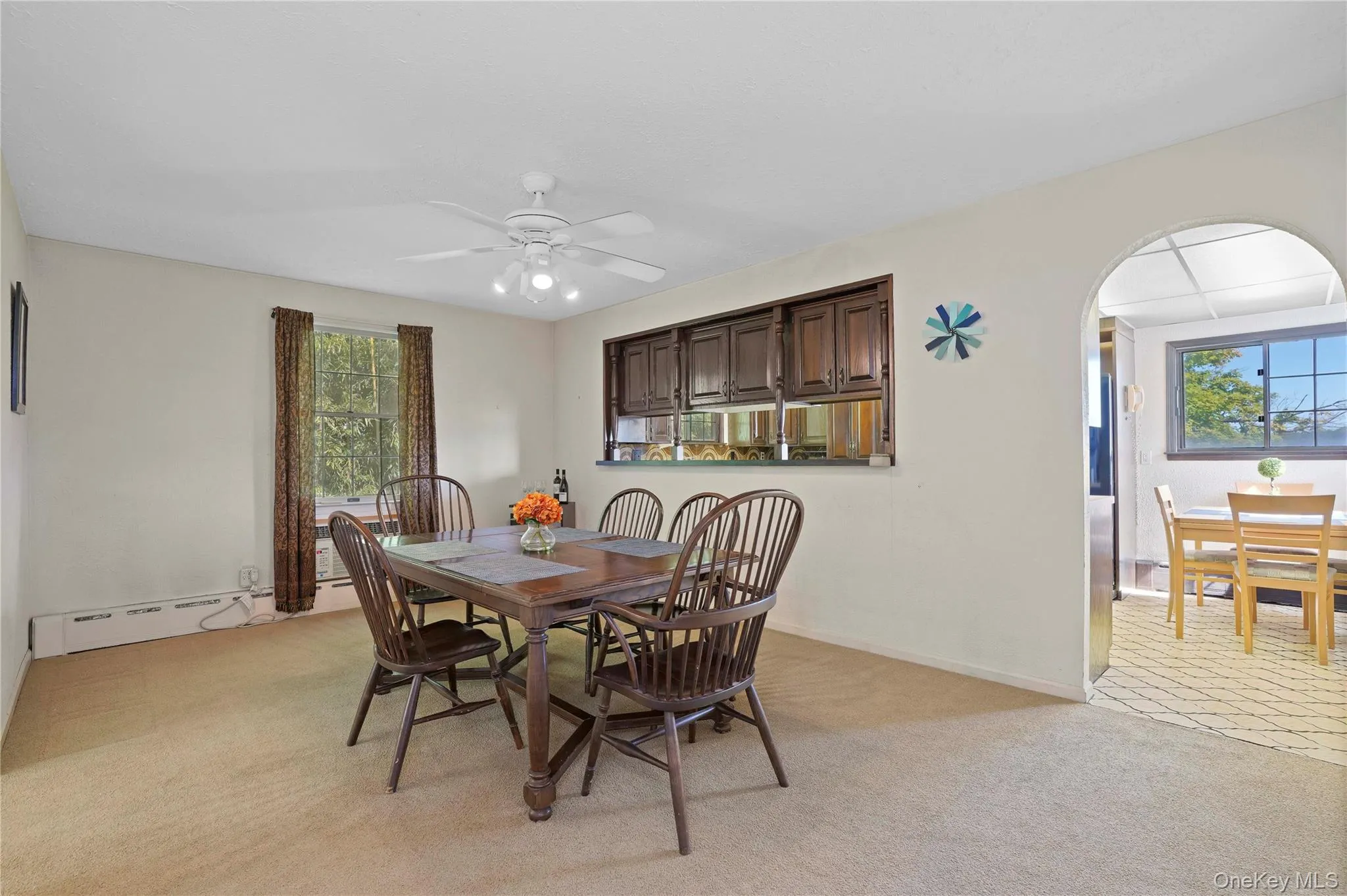 Very spacious dining room Very spacious dining room
