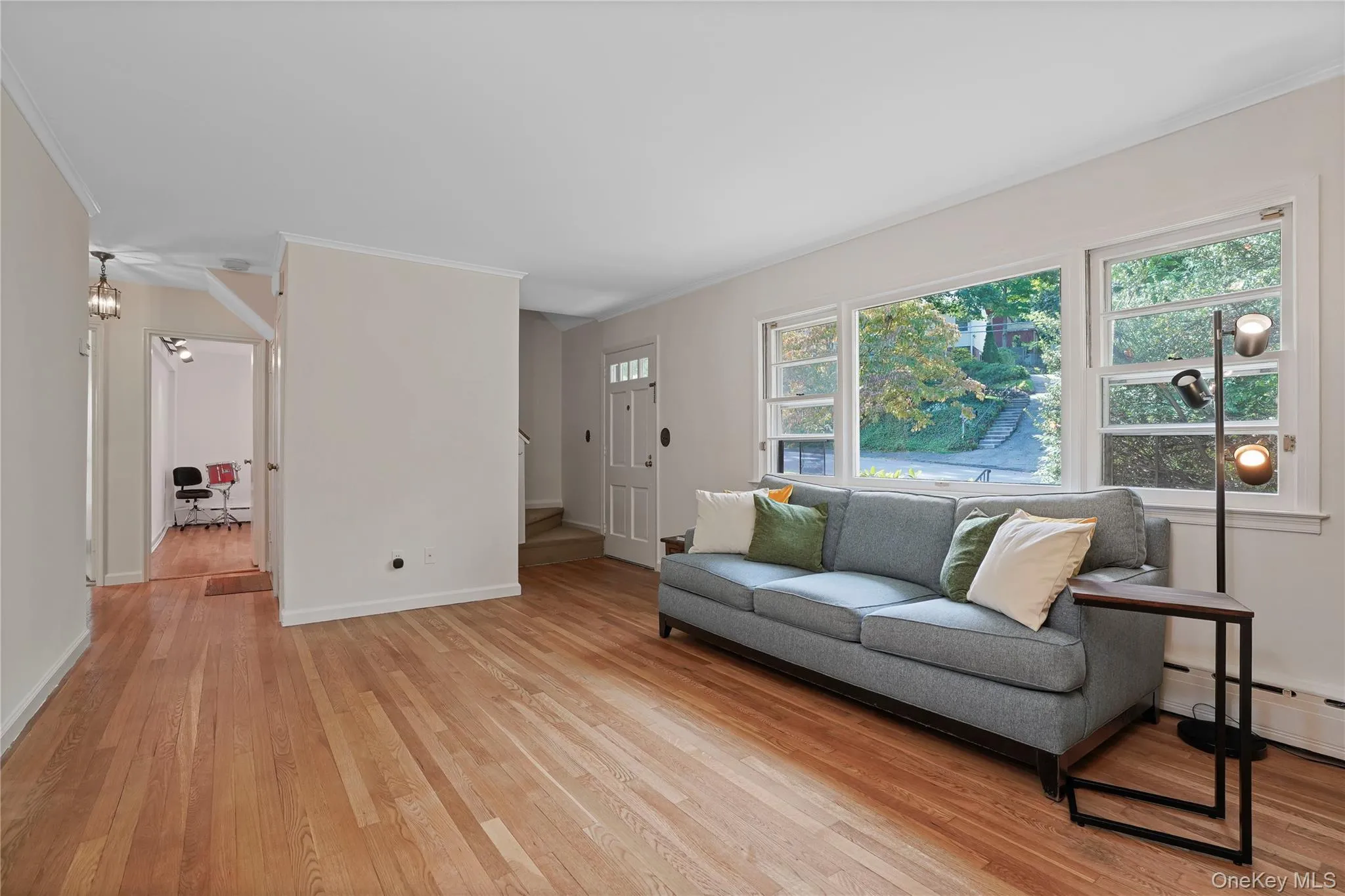 11 Riverview Avenue, Greenburgh, NY, 4 Bedrooms Bedrooms, 7 Rooms Rooms,2 BathroomsBathrooms,Residential,For Rent,Riverview,0,1040183 11 Riverview Avenue, Greenburgh, NY, 4 Bedrooms Bedrooms, 7 Rooms Rooms,2 BathroomsBathrooms,Residential,For Rent,Riverview,0,1040183