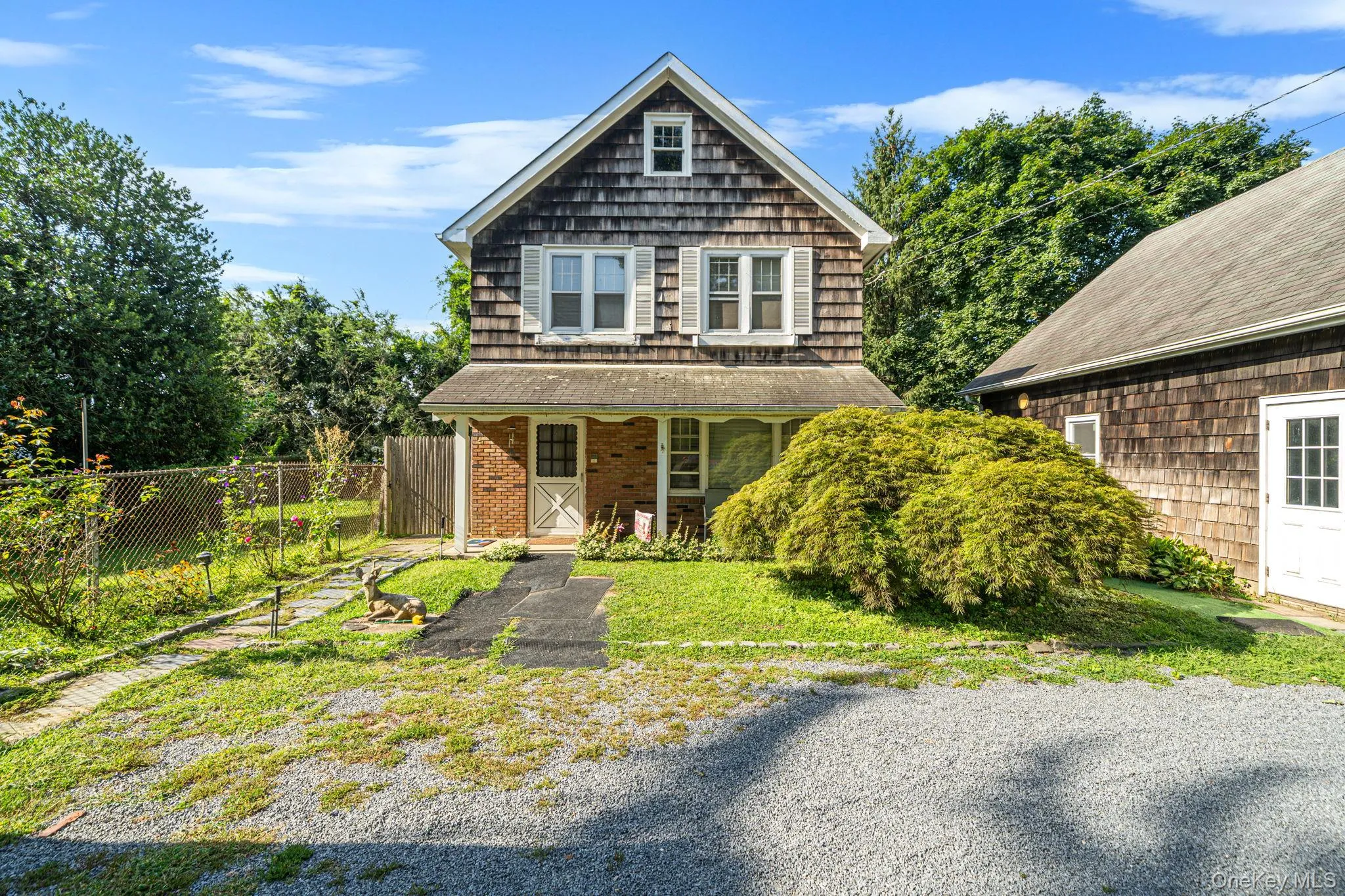 193 Mc Kay Road, Huntington, NY, 4 Bedrooms Bedrooms, 12 Rooms Rooms,4 BathroomsBathrooms,Residential,For Rent,Mc Kay,0,1040185 193 Mc Kay Road, Huntington, NY, 4 Bedrooms Bedrooms, 12 Rooms Rooms,4 BathroomsBathrooms,Residential,For Rent,Mc Kay,0,1040185