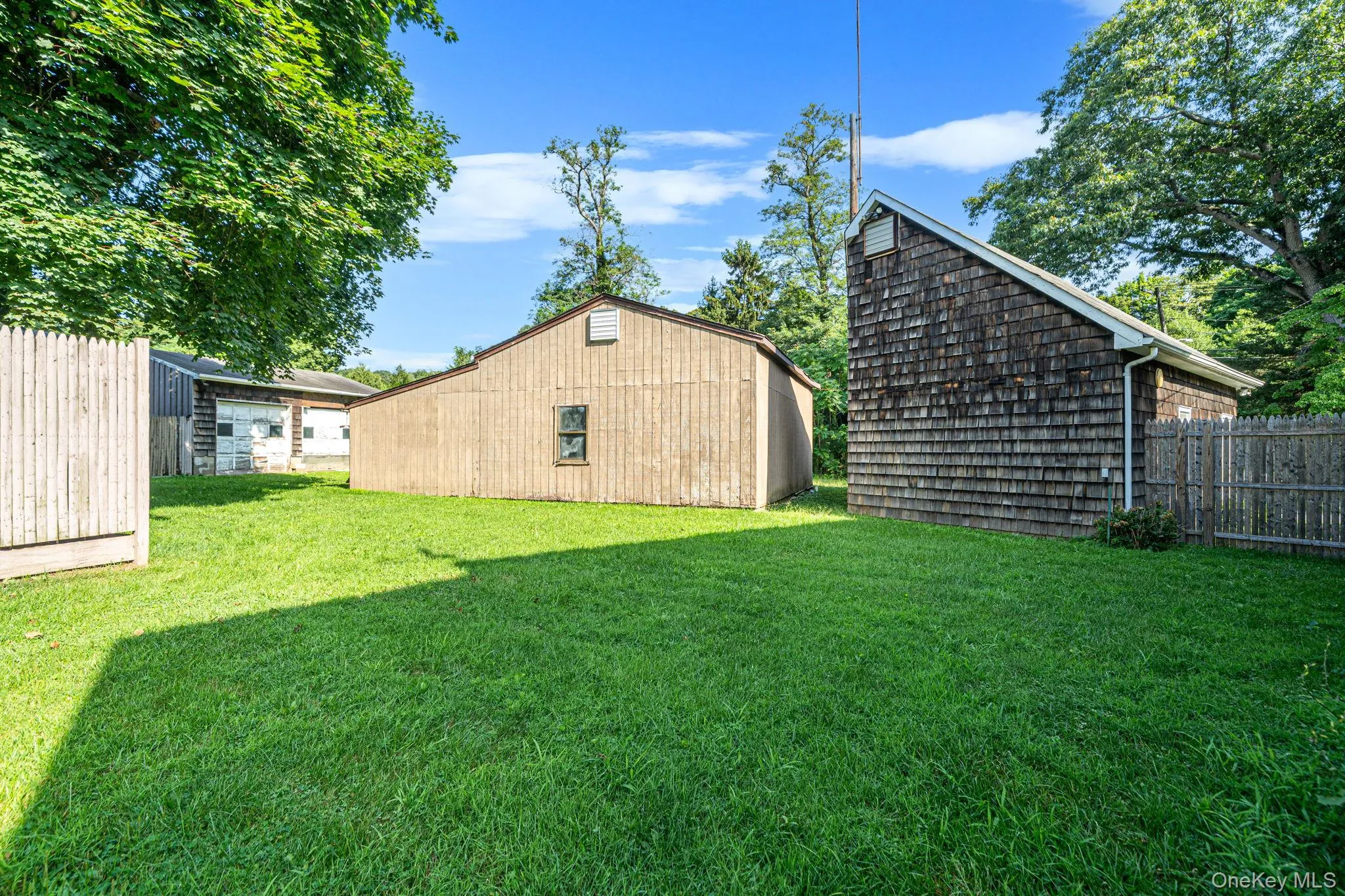 193 Mc Kay Road, Huntington, NY, 4 Bedrooms Bedrooms, 12 Rooms Rooms,4 BathroomsBathrooms,Residential,For Rent,Mc Kay,0,1040185 193 Mc Kay Road, Huntington, NY, 4 Bedrooms Bedrooms, 12 Rooms Rooms,4 BathroomsBathrooms,Residential,For Rent,Mc Kay,0,1040185