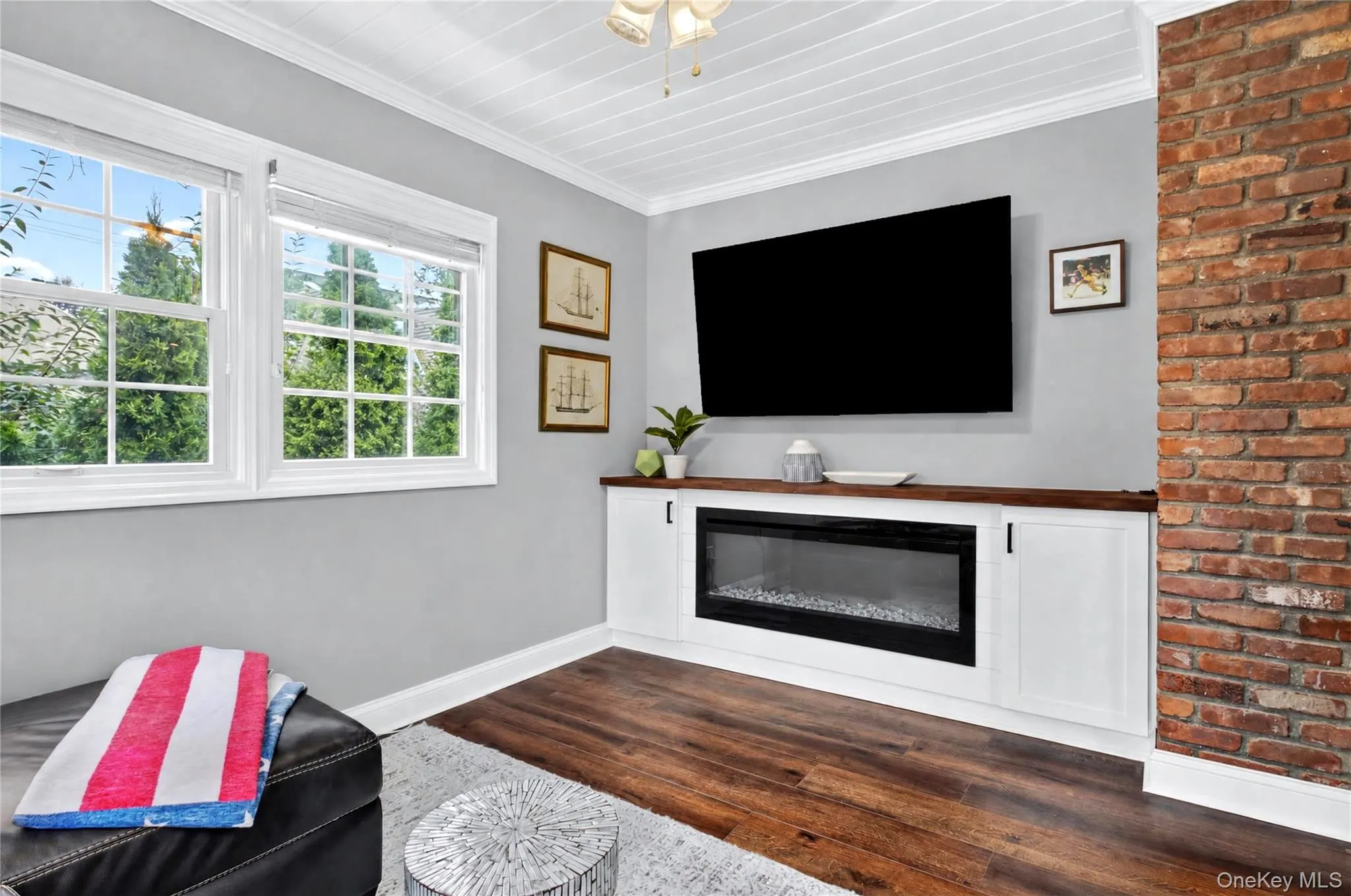 38 Laurel Street, Hempstead, NY, 5 Bedrooms Bedrooms, 10 Rooms Rooms,2 BathroomsBathrooms,Residential,For Rent,Laurel,0,1040188 38 Laurel Street, Hempstead, NY, 5 Bedrooms Bedrooms, 10 Rooms Rooms,2 BathroomsBathrooms,Residential,For Rent,Laurel,0,1040188
