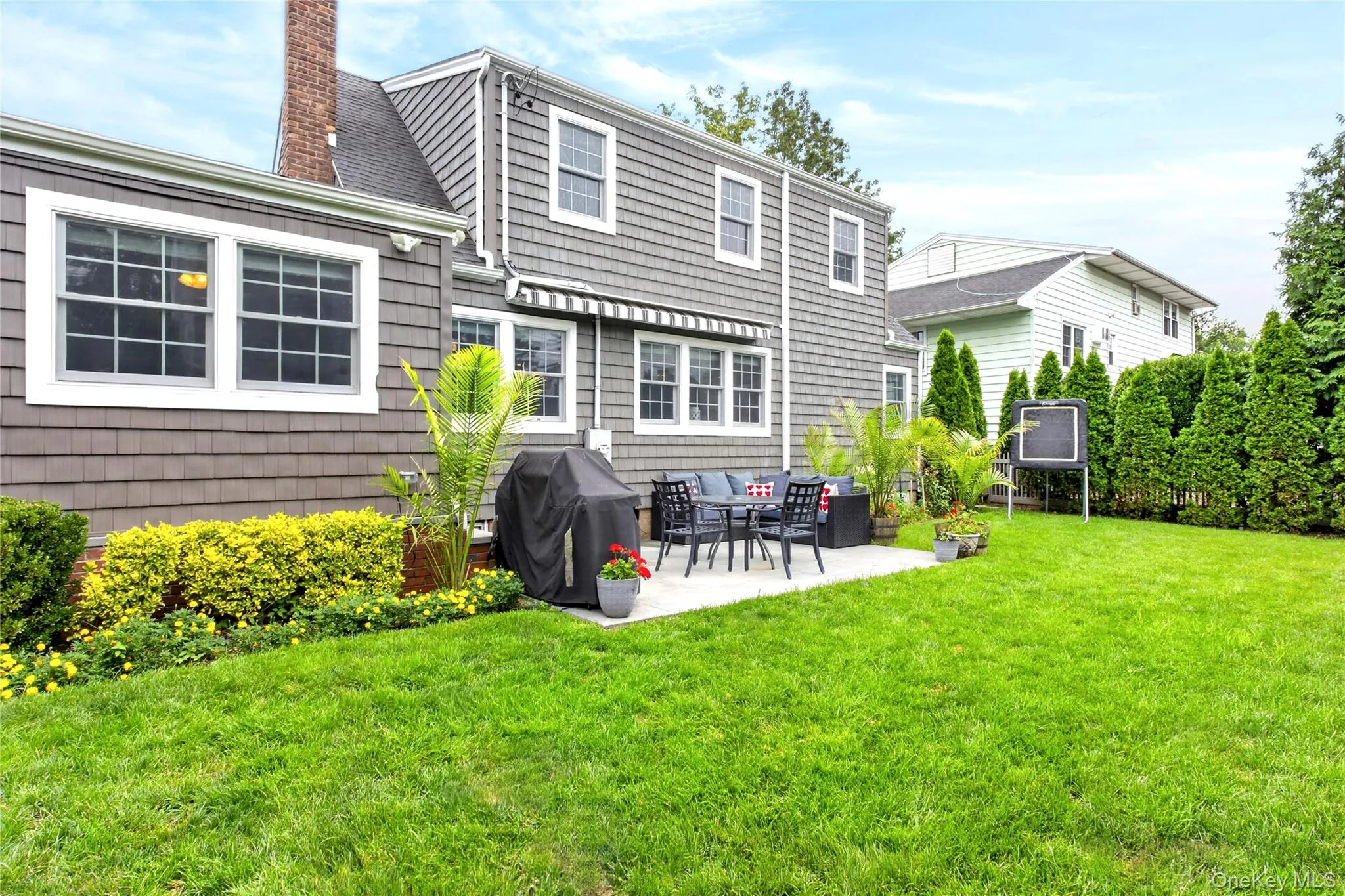 38 Laurel Street, Hempstead, NY, 5 Bedrooms Bedrooms, 10 Rooms Rooms,2 BathroomsBathrooms,Residential,For Rent,Laurel,0,1040188 38 Laurel Street, Hempstead, NY, 5 Bedrooms Bedrooms, 10 Rooms Rooms,2 BathroomsBathrooms,Residential,For Rent,Laurel,0,1040188