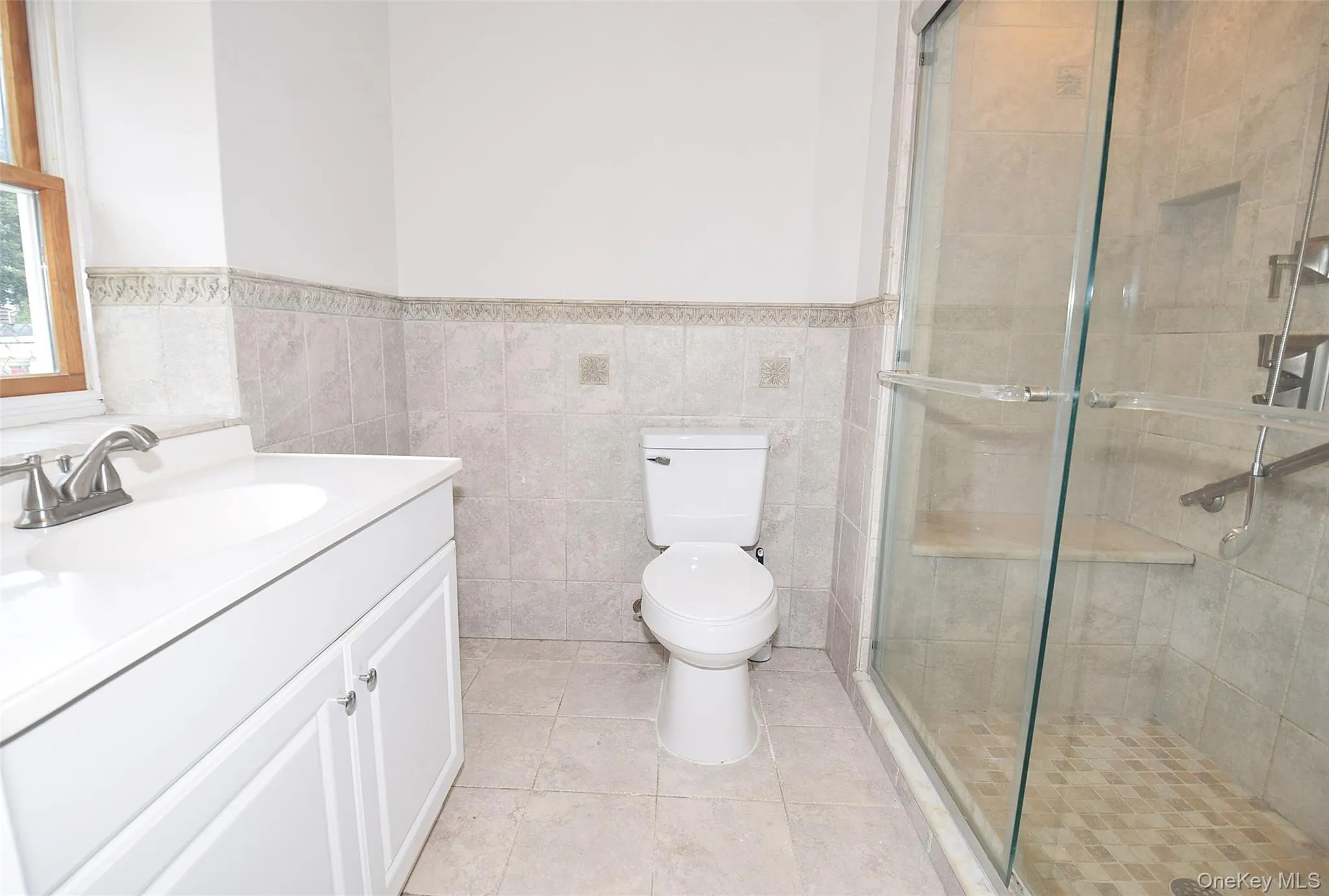 226 14th Avenue, West Babylon, NY, 6 Bedrooms Bedrooms, 13 Rooms Rooms,4 BathroomsBathrooms,Residential,For Rent,14th,0,1040189 226 14th Avenue, West Babylon, NY, 6 Bedrooms Bedrooms, 13 Rooms Rooms,4 BathroomsBathrooms,Residential,For Rent,14th,0,1040189