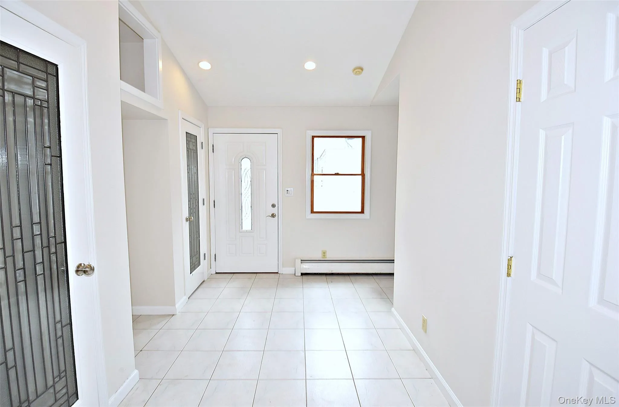 226 14th Avenue, West Babylon, NY, 6 Bedrooms Bedrooms, 13 Rooms Rooms,4 BathroomsBathrooms,Residential,For Rent,14th,0,1040189 226 14th Avenue, West Babylon, NY, 6 Bedrooms Bedrooms, 13 Rooms Rooms,4 BathroomsBathrooms,Residential,For Rent,14th,0,1040189