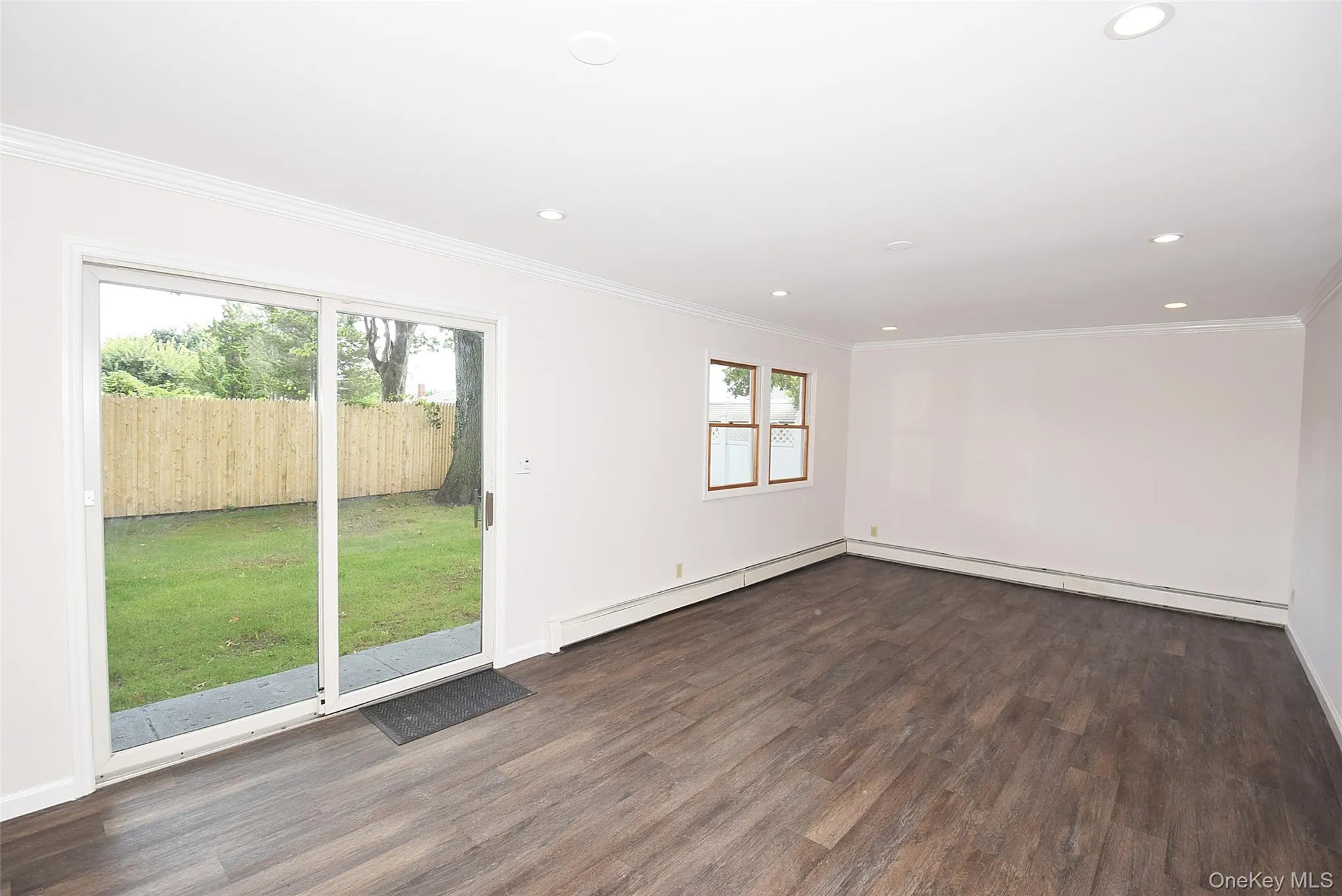 226 14th Avenue, West Babylon, NY, 6 Bedrooms Bedrooms, 13 Rooms Rooms,4 BathroomsBathrooms,Residential,For Rent,14th,0,1040189 226 14th Avenue, West Babylon, NY, 6 Bedrooms Bedrooms, 13 Rooms Rooms,4 BathroomsBathrooms,Residential,For Rent,14th,0,1040189
