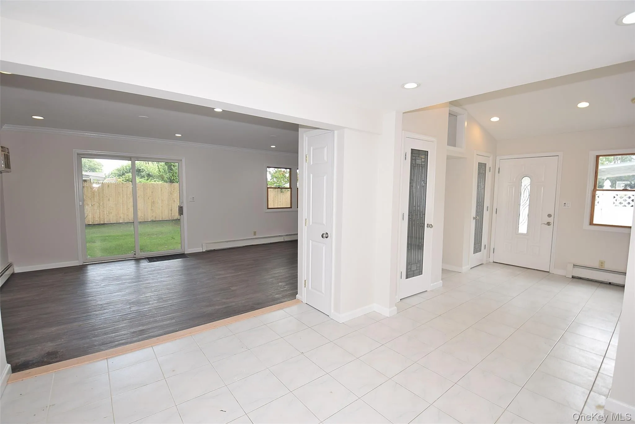 226 14th Avenue, West Babylon, NY, 6 Bedrooms Bedrooms, 13 Rooms Rooms,4 BathroomsBathrooms,Residential,For Rent,14th,0,1040189 226 14th Avenue, West Babylon, NY, 6 Bedrooms Bedrooms, 13 Rooms Rooms,4 BathroomsBathrooms,Residential,For Rent,14th,0,1040189