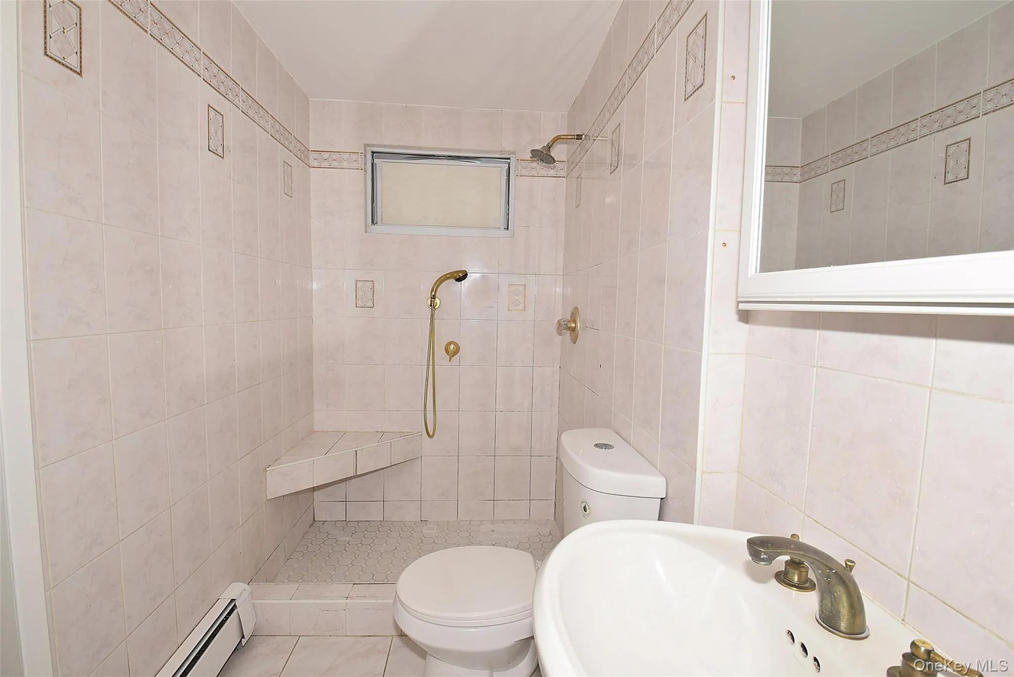 226 14th Avenue, West Babylon, NY, 6 Bedrooms Bedrooms, 13 Rooms Rooms,4 BathroomsBathrooms,Residential,For Rent,14th,0,1040189 226 14th Avenue, West Babylon, NY, 6 Bedrooms Bedrooms, 13 Rooms Rooms,4 BathroomsBathrooms,Residential,For Rent,14th,0,1040189