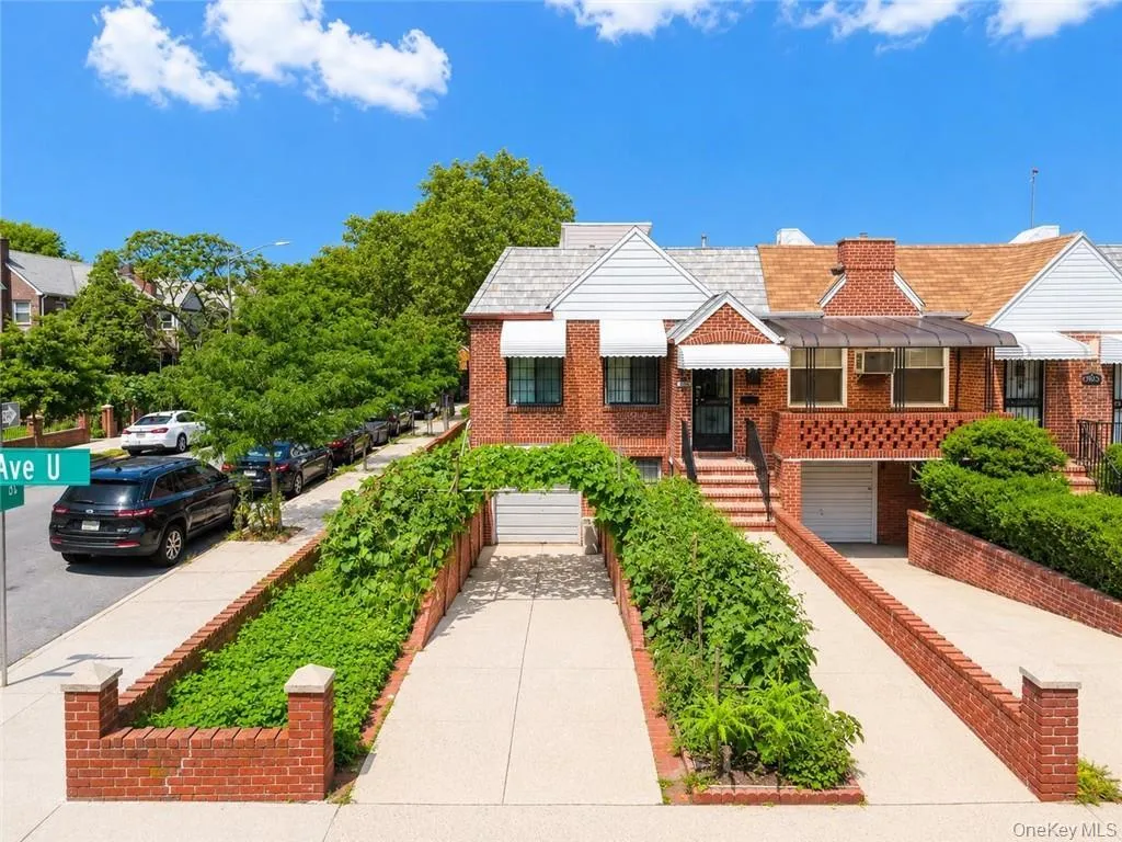 3401 Avenue U, New York, NY, 6 Bedrooms Bedrooms, 9 Rooms Rooms,2 BathroomsBathrooms,Residential,For Rent,Avenue U,0,1040192 3401 Avenue U, New York, NY, 6 Bedrooms Bedrooms, 9 Rooms Rooms,2 BathroomsBathrooms,Residential,For Rent,Avenue U,0,1040192