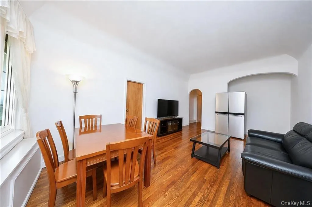 3401 Avenue U, New York, NY, 6 Bedrooms Bedrooms, 9 Rooms Rooms,2 BathroomsBathrooms,Residential,For Rent,Avenue U,0,1040192 3401 Avenue U, New York, NY, 6 Bedrooms Bedrooms, 9 Rooms Rooms,2 BathroomsBathrooms,Residential,For Rent,Avenue U,0,1040192