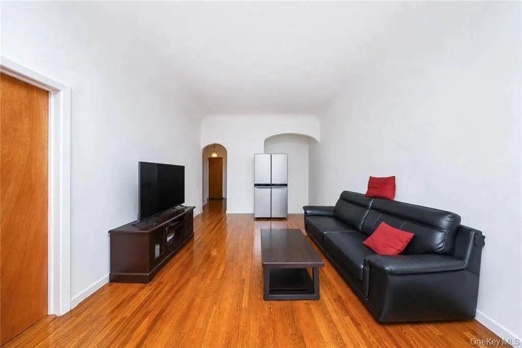 3401 Avenue U, New York, NY, 6 Bedrooms Bedrooms, 9 Rooms Rooms,2 BathroomsBathrooms,Residential,For Rent,Avenue U,0,1040192 3401 Avenue U, New York, NY, 6 Bedrooms Bedrooms, 9 Rooms Rooms,2 BathroomsBathrooms,Residential,For Rent,Avenue U,0,1040192