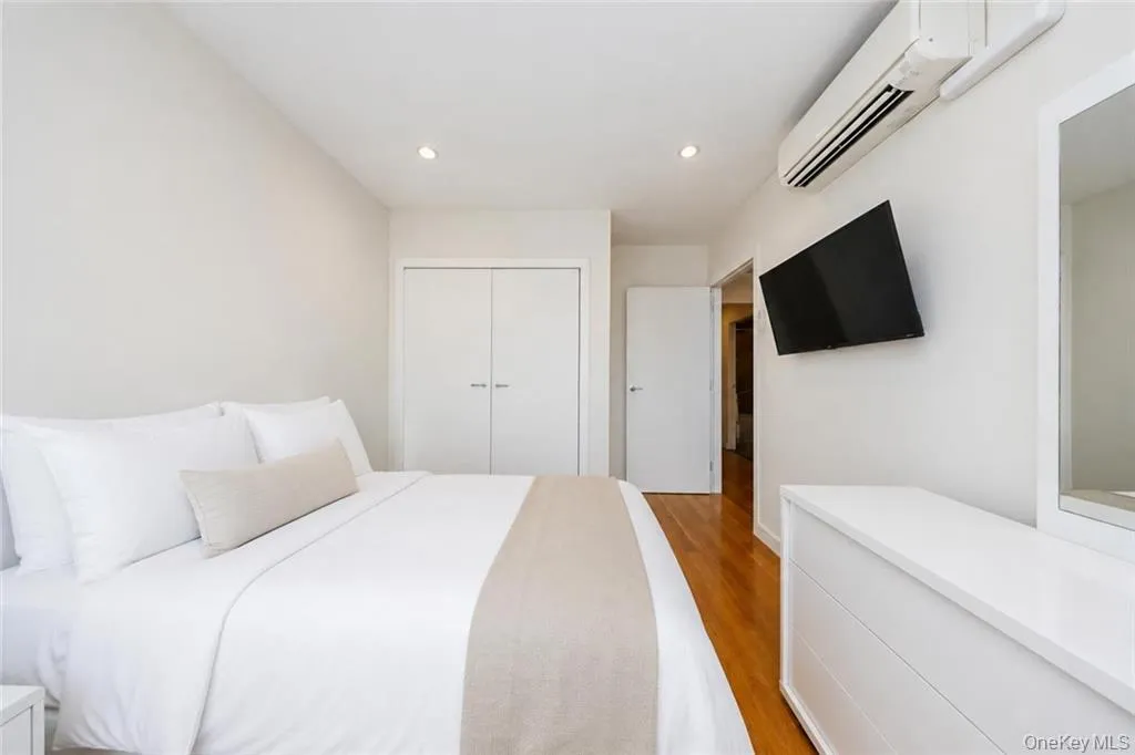 8629 Bay Parkway, New York, NY, 1 Bedroom Bedrooms, 3 Rooms Rooms,1 BathroomBathrooms,Residential,For Rent,Bay,0,1040197 8629 Bay Parkway, New York, NY, 1 Bedroom Bedrooms, 3 Rooms Rooms,1 BathroomBathrooms,Residential,For Rent,Bay,0,1040197