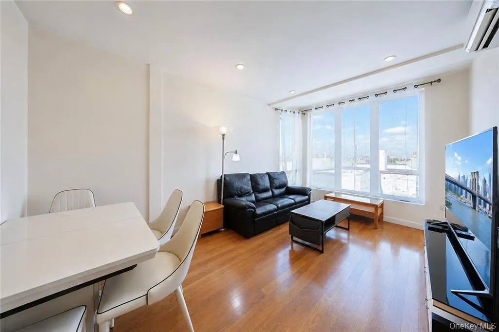 8629 Bay Parkway, New York, NY, 1 Bedroom Bedrooms, 3 Rooms Rooms,1 BathroomBathrooms,Residential,For Rent,Bay,0,1040197 8629 Bay Parkway, New York, NY, 1 Bedroom Bedrooms, 3 Rooms Rooms,1 BathroomBathrooms,Residential,For Rent,Bay,0,1040197
