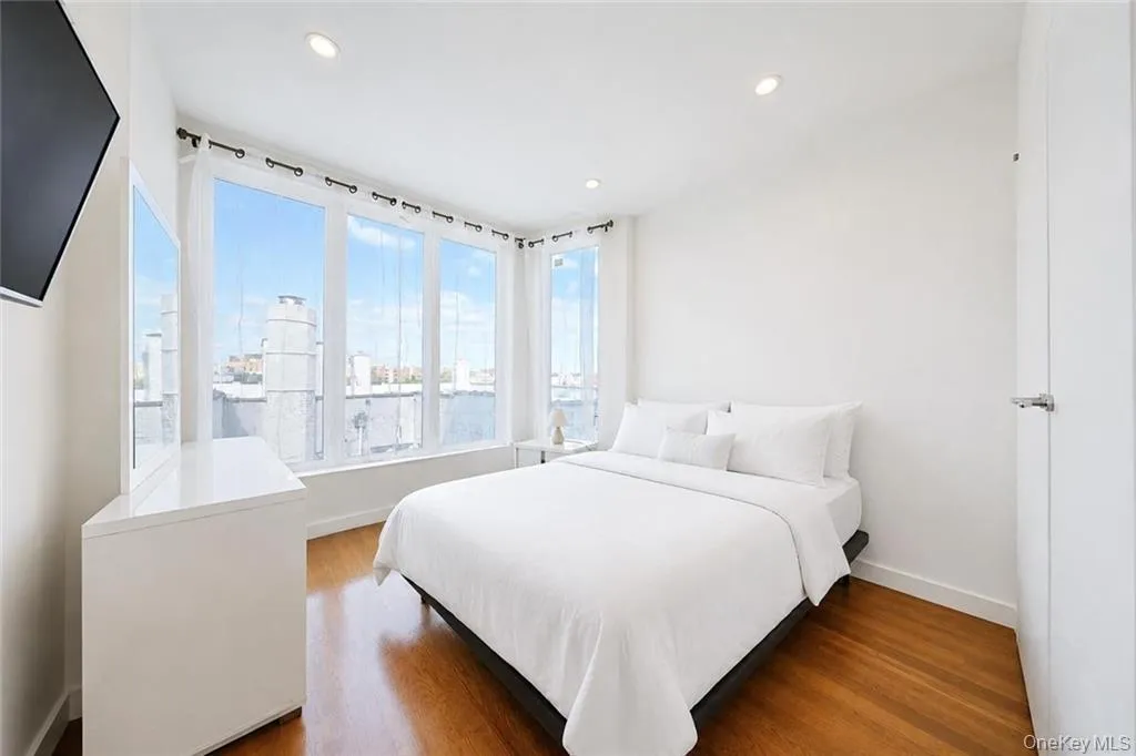 8629 Bay Parkway, New York, NY, 1 Bedroom Bedrooms, 3 Rooms Rooms,1 BathroomBathrooms,Residential,For Rent,Bay,0,1040197 8629 Bay Parkway, New York, NY, 1 Bedroom Bedrooms, 3 Rooms Rooms,1 BathroomBathrooms,Residential,For Rent,Bay,0,1040197