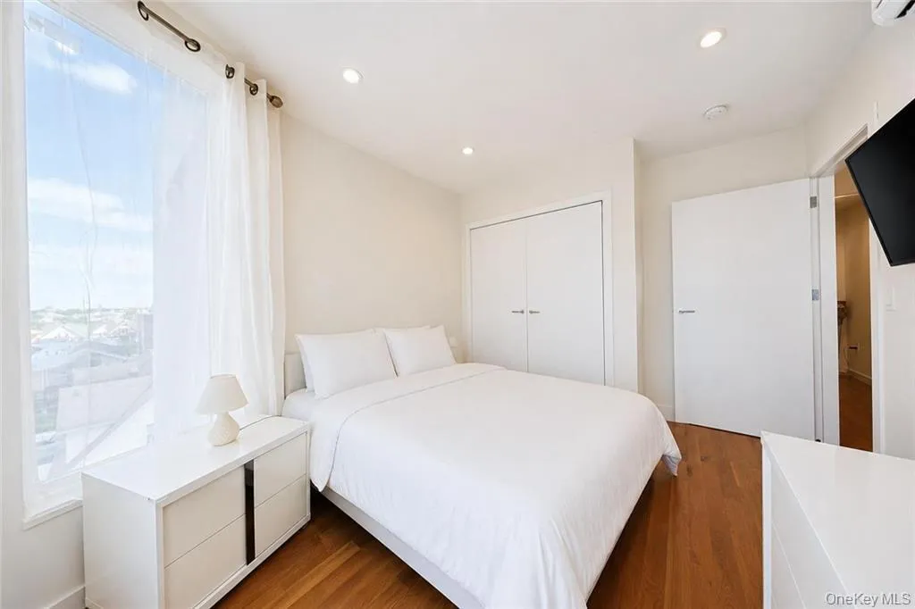 8629 Bay Parkway, New York, NY, 1 Bedroom Bedrooms, 3 Rooms Rooms,1 BathroomBathrooms,Residential,For Rent,Bay,0,1040197 8629 Bay Parkway, New York, NY, 1 Bedroom Bedrooms, 3 Rooms Rooms,1 BathroomBathrooms,Residential,For Rent,Bay,0,1040197