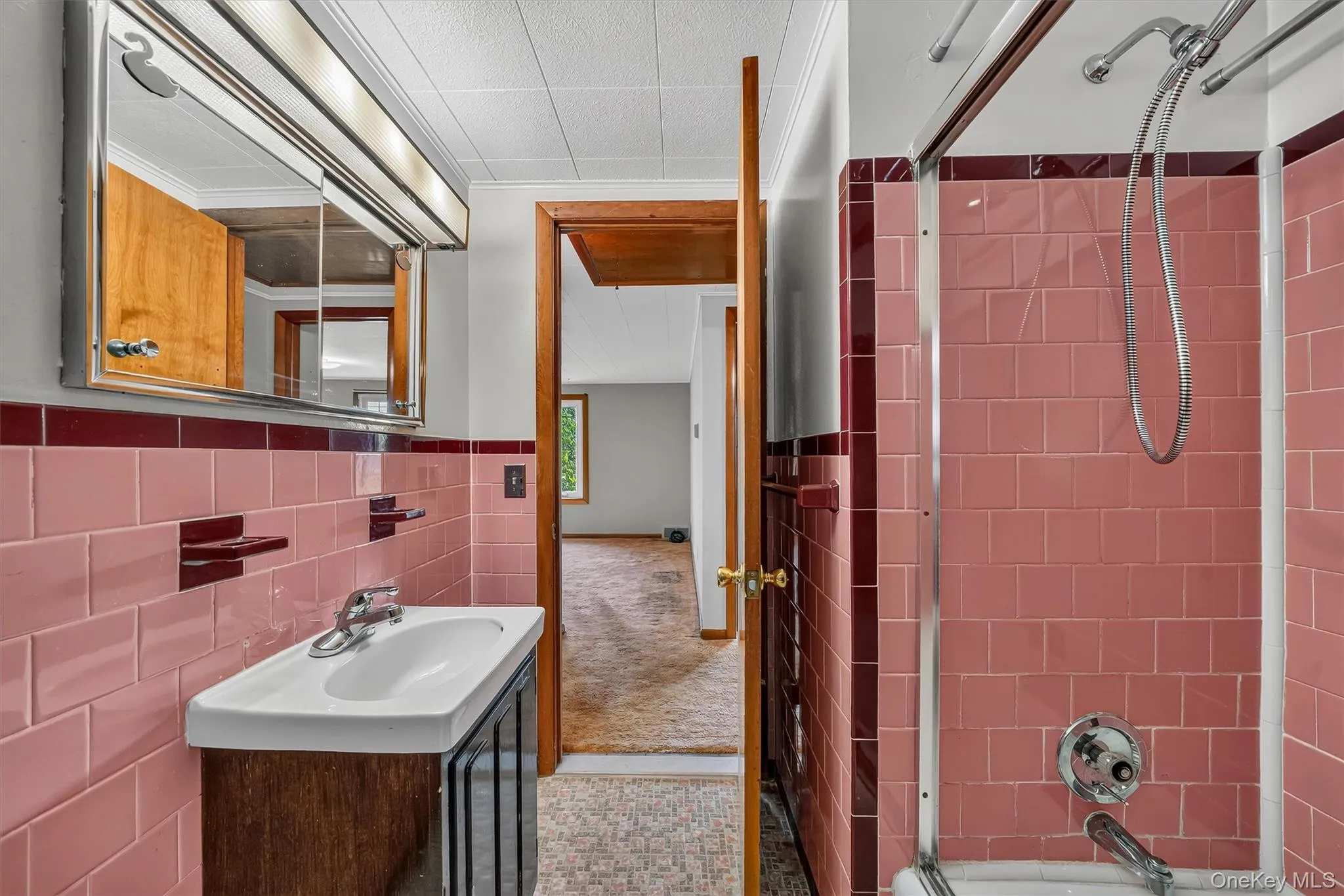 293 Highland Ave Extension, Middletown, NY, 3 Bedrooms Bedrooms, 7 Rooms Rooms,1 BathroomBathrooms,Residential,For Rent,Highland Ave,0,1040200 293 Highland Ave Extension, Middletown, NY, 3 Bedrooms Bedrooms, 7 Rooms Rooms,1 BathroomBathrooms,Residential,For Rent,Highland Ave,0,1040200