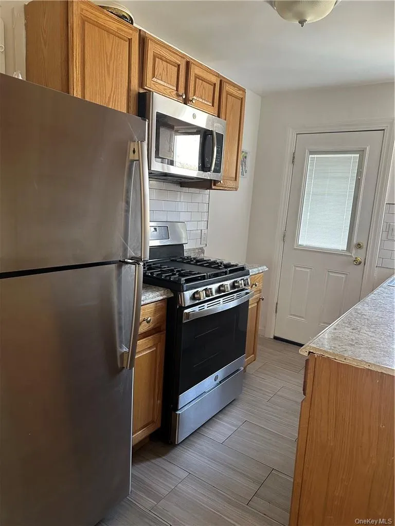 101 Carpenter Avenue, Mount Kisco, NY, 3 Bedrooms Bedrooms, 5 Rooms Rooms,1 BathroomBathrooms,Residential Lease,For Rent,Carpenter,0,1040204 101 Carpenter Avenue, Mount Kisco, NY, 3 Bedrooms Bedrooms, 5 Rooms Rooms,1 BathroomBathrooms,Residential Lease,For Rent,Carpenter,0,1040204
