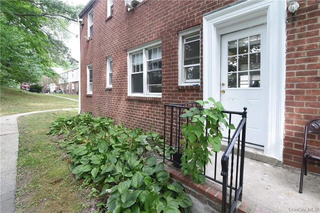 101 Carpenter Avenue, Mount Kisco, NY, 3 Bedrooms Bedrooms, 5 Rooms Rooms,1 BathroomBathrooms,Residential Lease,For Rent,Carpenter,0,1040204 101 Carpenter Avenue, Mount Kisco, NY, 3 Bedrooms Bedrooms, 5 Rooms Rooms,1 BathroomBathrooms,Residential Lease,For Rent,Carpenter,0,1040204