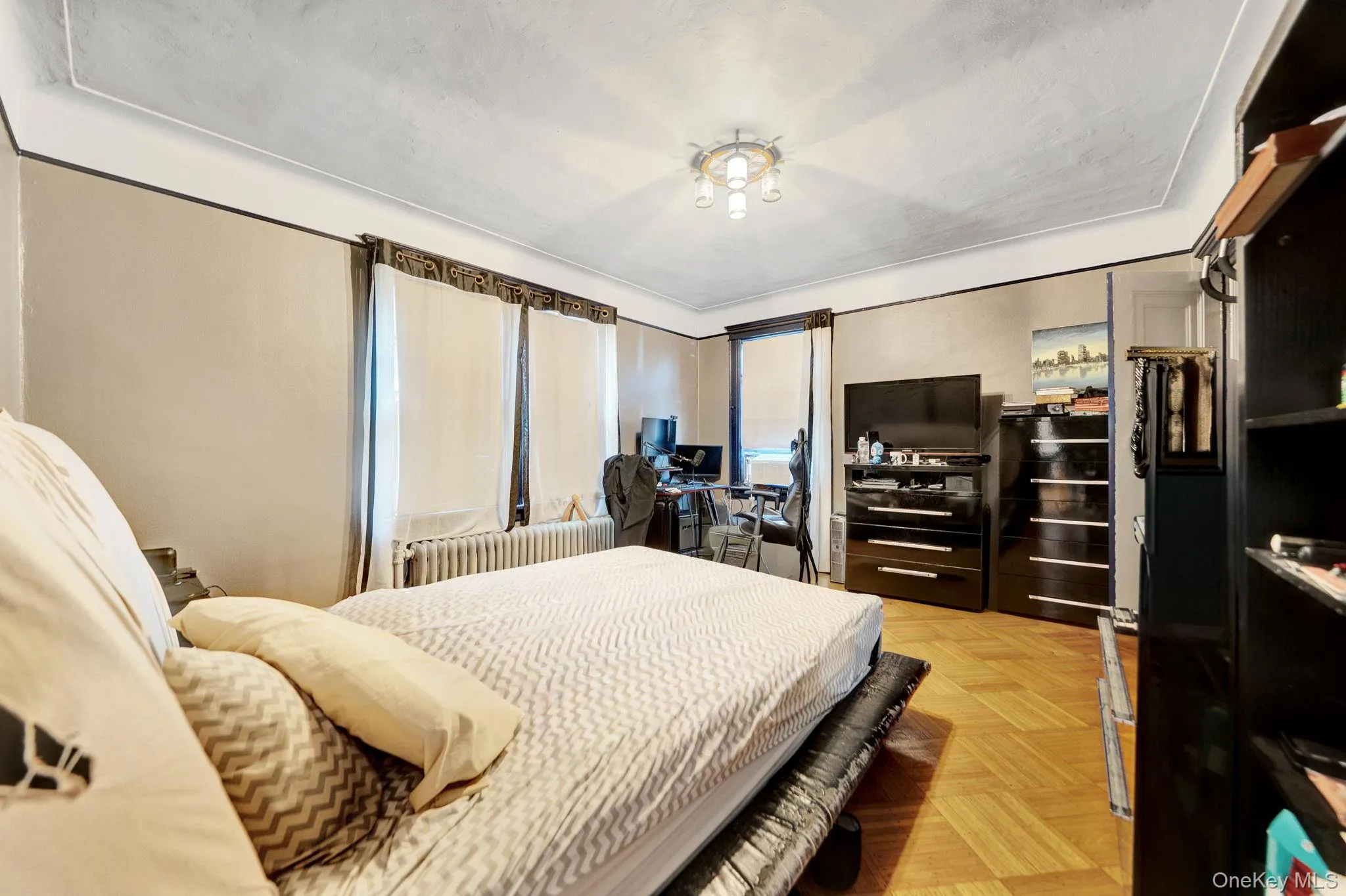 8833 195th Street, New York, NY, 5 Bedrooms Bedrooms, 12 Rooms Rooms,2 BathroomsBathrooms,Residential,For Rent,195th,0,1040205 8833 195th Street, New York, NY, 5 Bedrooms Bedrooms, 12 Rooms Rooms,2 BathroomsBathrooms,Residential,For Rent,195th,0,1040205