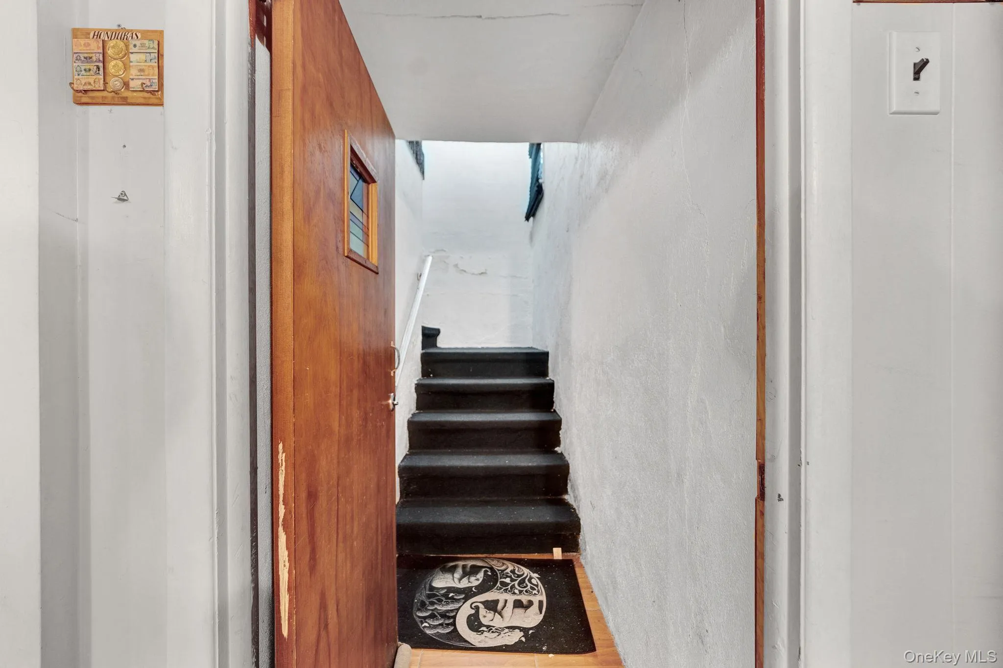 8833 195th Street, New York, NY, 5 Bedrooms Bedrooms, 12 Rooms Rooms,2 BathroomsBathrooms,Residential,For Rent,195th,0,1040205 8833 195th Street, New York, NY, 5 Bedrooms Bedrooms, 12 Rooms Rooms,2 BathroomsBathrooms,Residential,For Rent,195th,0,1040205