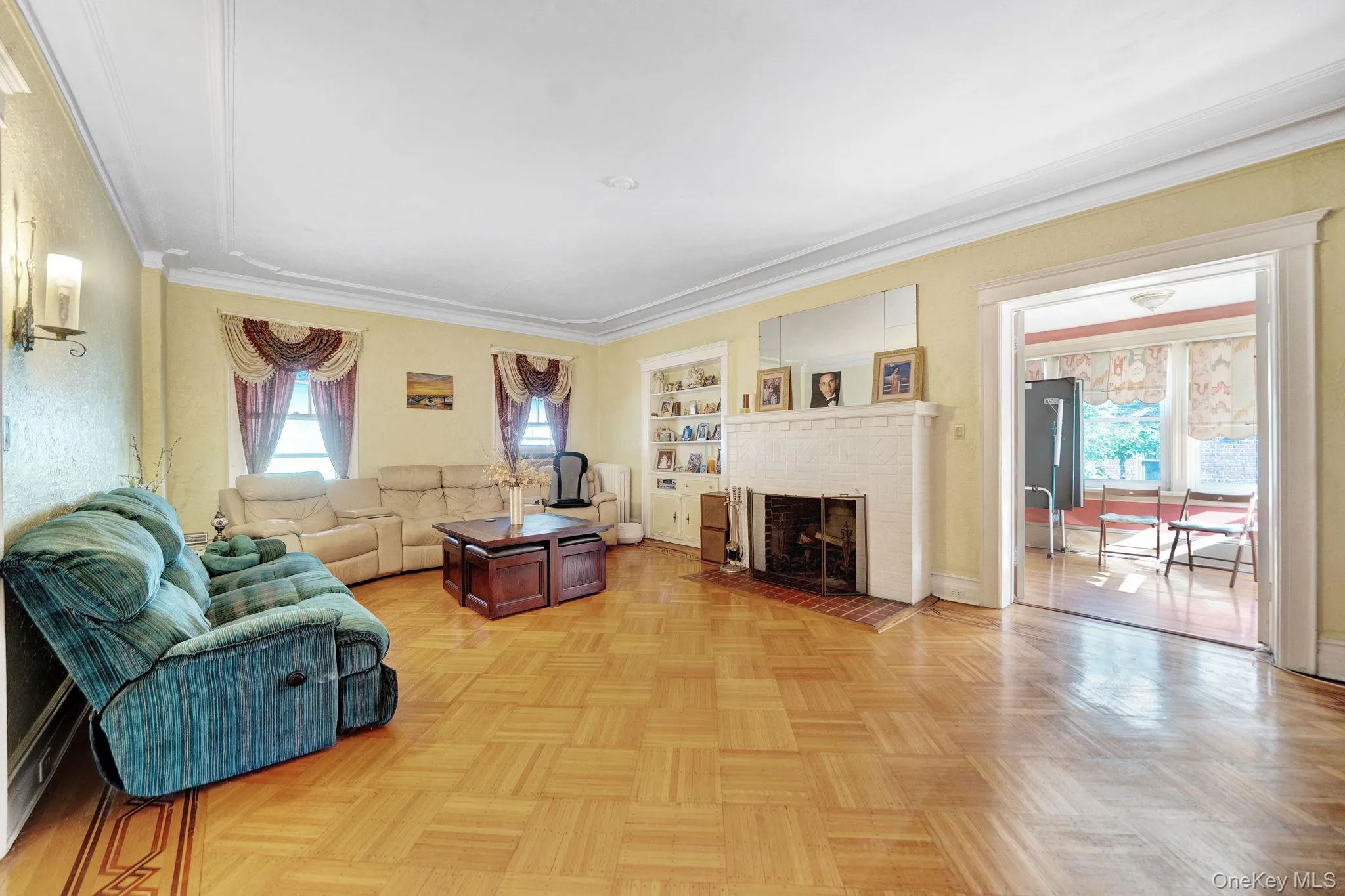 8833 195th Street, New York, NY, 5 Bedrooms Bedrooms, 12 Rooms Rooms,2 BathroomsBathrooms,Residential,For Rent,195th,0,1040205 8833 195th Street, New York, NY, 5 Bedrooms Bedrooms, 12 Rooms Rooms,2 BathroomsBathrooms,Residential,For Rent,195th,0,1040205