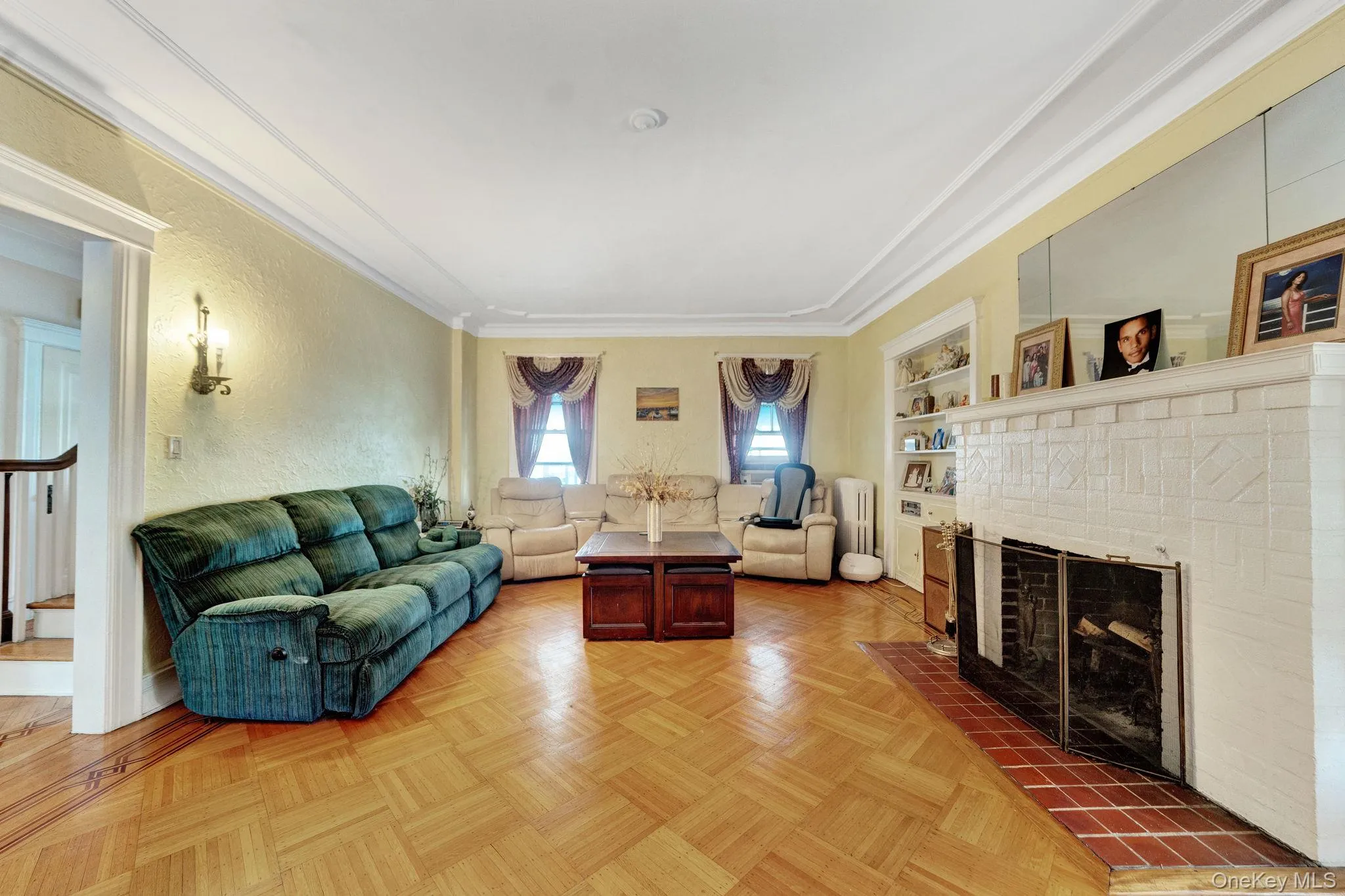 8833 195th Street, New York, NY, 5 Bedrooms Bedrooms, 12 Rooms Rooms,2 BathroomsBathrooms,Residential,For Rent,195th,0,1040205 8833 195th Street, New York, NY, 5 Bedrooms Bedrooms, 12 Rooms Rooms,2 BathroomsBathrooms,Residential,For Rent,195th,0,1040205