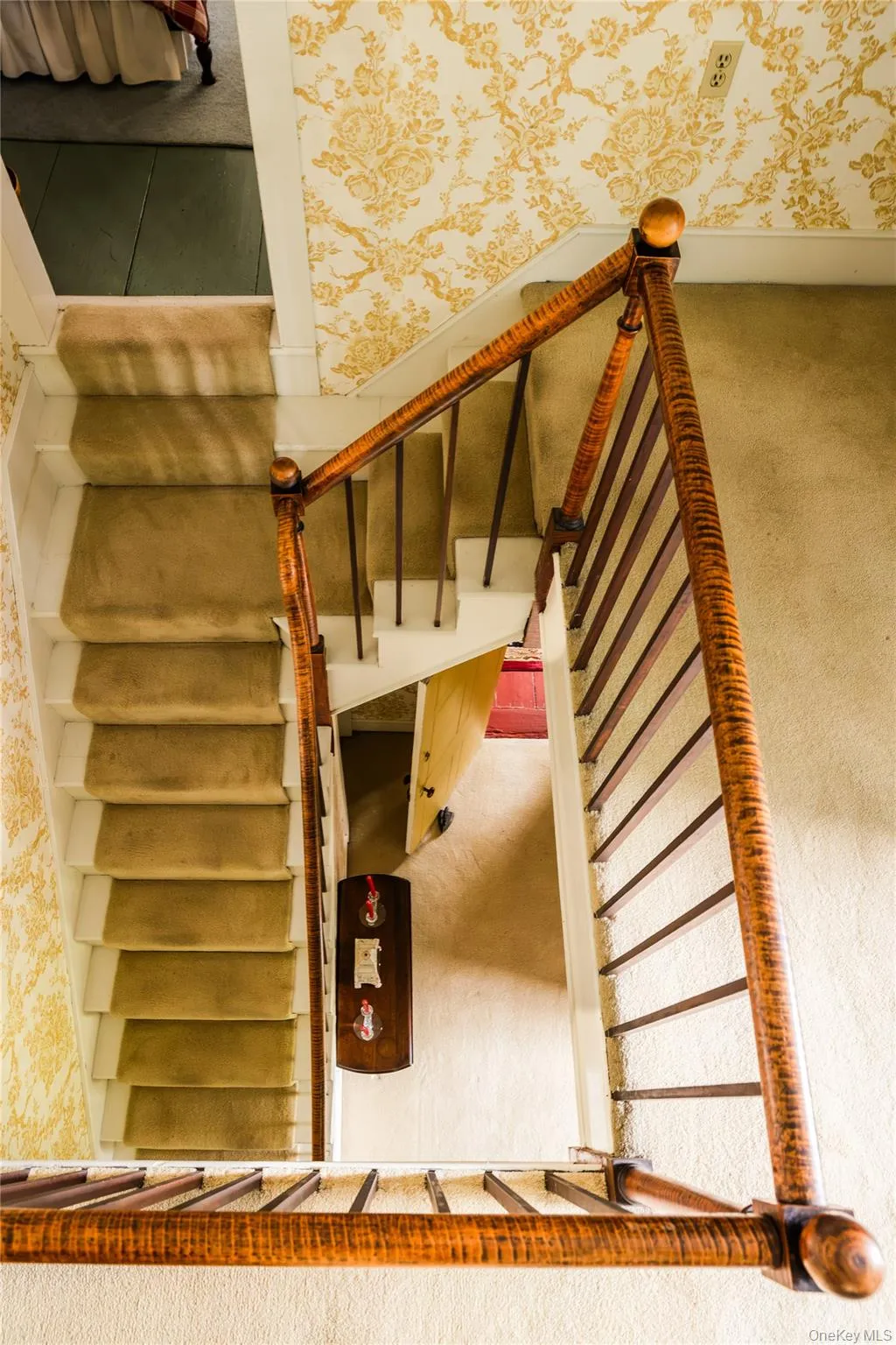 18 Clove Road, Out Of Area, NY, 5 Bedrooms Bedrooms, 14 Rooms Rooms,4 BathroomsBathrooms,Residential,For Rent,Clove,0,1040207 18 Clove Road, Out Of Area, NY, 5 Bedrooms Bedrooms, 14 Rooms Rooms,4 BathroomsBathrooms,Residential,For Rent,Clove,0,1040207