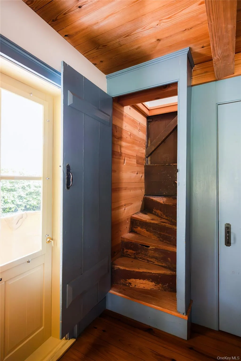 18 Clove Road, Out Of Area, NY, 5 Bedrooms Bedrooms, 14 Rooms Rooms,4 BathroomsBathrooms,Residential,For Rent,Clove,0,1040207 18 Clove Road, Out Of Area, NY, 5 Bedrooms Bedrooms, 14 Rooms Rooms,4 BathroomsBathrooms,Residential,For Rent,Clove,0,1040207