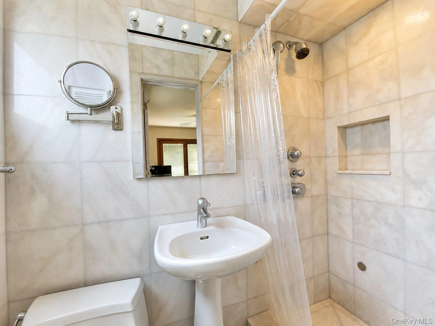 209-42 26th Avenue, New York, NY, 3 Bedrooms Bedrooms, 8 Rooms Rooms,3 BathroomsBathrooms,Residential,For Rent,26th,0,1040210 209-42 26th Avenue, New York, NY, 3 Bedrooms Bedrooms, 8 Rooms Rooms,3 BathroomsBathrooms,Residential,For Rent,26th,0,1040210