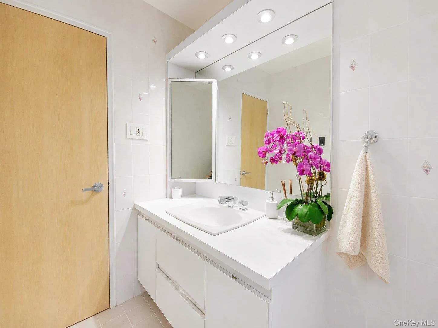 209-42 26th Avenue, New York, NY, 3 Bedrooms Bedrooms, 8 Rooms Rooms,3 BathroomsBathrooms,Residential,For Rent,26th,0,1040210 209-42 26th Avenue, New York, NY, 3 Bedrooms Bedrooms, 8 Rooms Rooms,3 BathroomsBathrooms,Residential,For Rent,26th,0,1040210