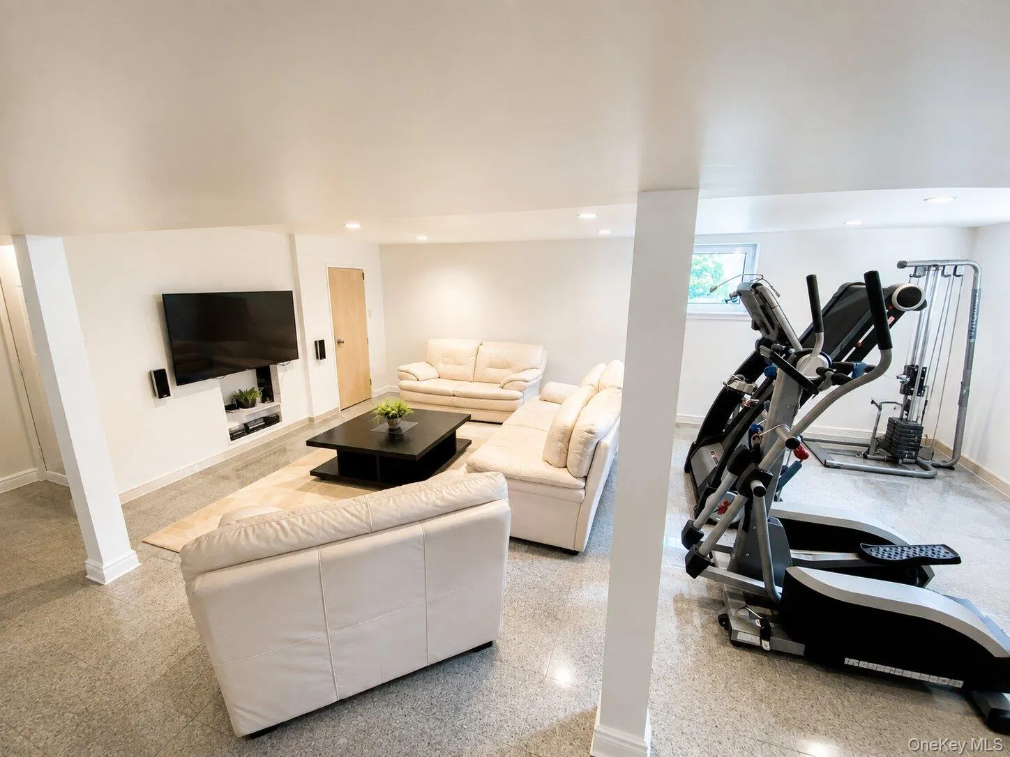 209-42 26th Avenue, New York, NY, 3 Bedrooms Bedrooms, 8 Rooms Rooms,3 BathroomsBathrooms,Residential,For Rent,26th,0,1040210 209-42 26th Avenue, New York, NY, 3 Bedrooms Bedrooms, 8 Rooms Rooms,3 BathroomsBathrooms,Residential,For Rent,26th,0,1040210