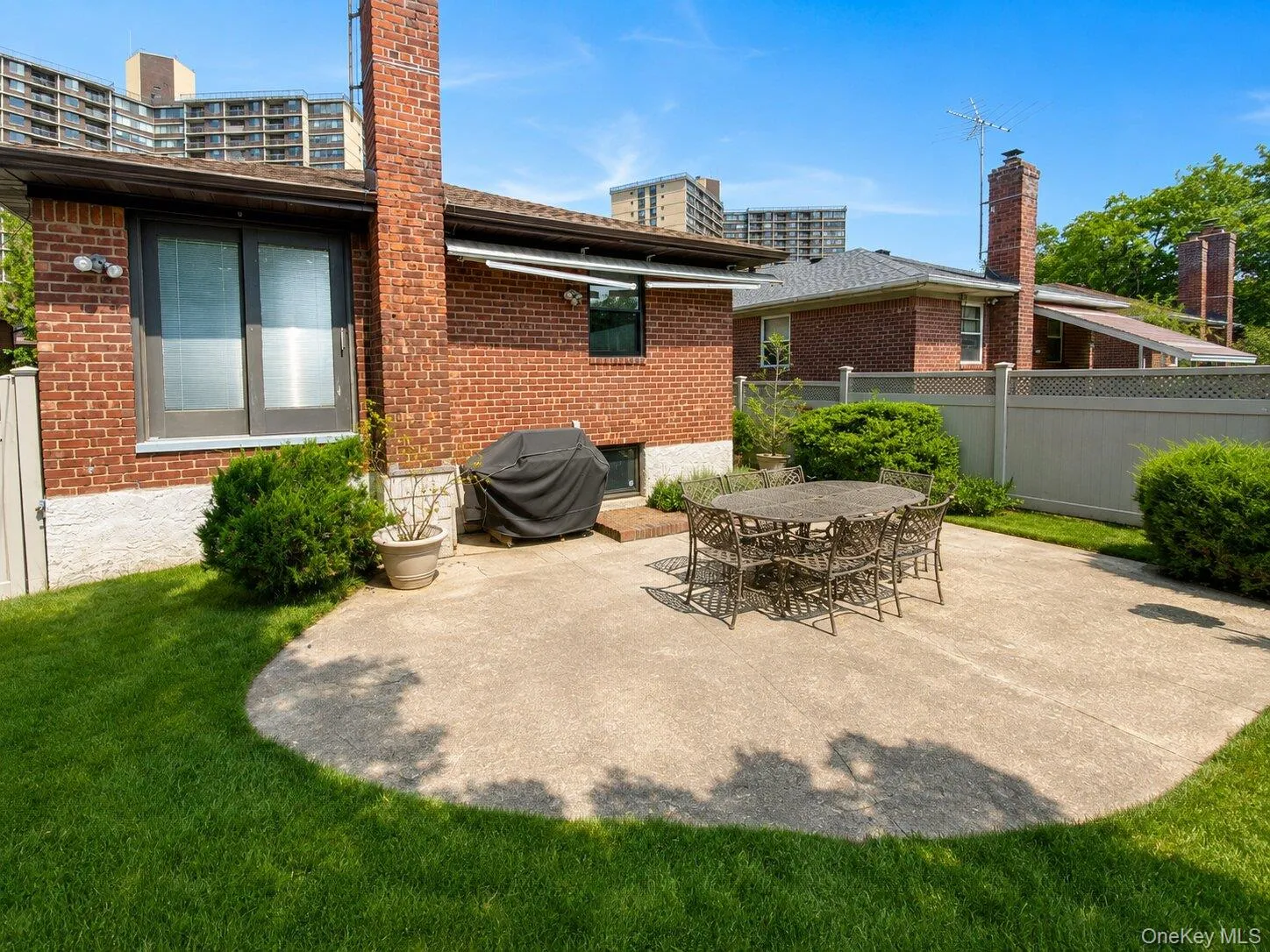 209-42 26th Avenue, New York, NY, 3 Bedrooms Bedrooms, 8 Rooms Rooms,3 BathroomsBathrooms,Residential,For Rent,26th,0,1040210 209-42 26th Avenue, New York, NY, 3 Bedrooms Bedrooms, 8 Rooms Rooms,3 BathroomsBathrooms,Residential,For Rent,26th,0,1040210