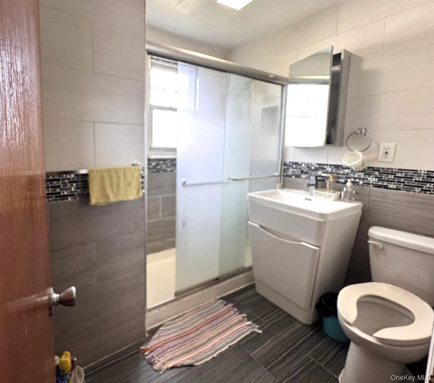 55 Canfield Avenue, Yonkers, NY, 3 Bedrooms Bedrooms, 7 Rooms Rooms,2 BathroomsBathrooms,Residential,For Rent,Canfield,0,1040212 55 Canfield Avenue, Yonkers, NY, 3 Bedrooms Bedrooms, 7 Rooms Rooms,2 BathroomsBathrooms,Residential,For Rent,Canfield,0,1040212