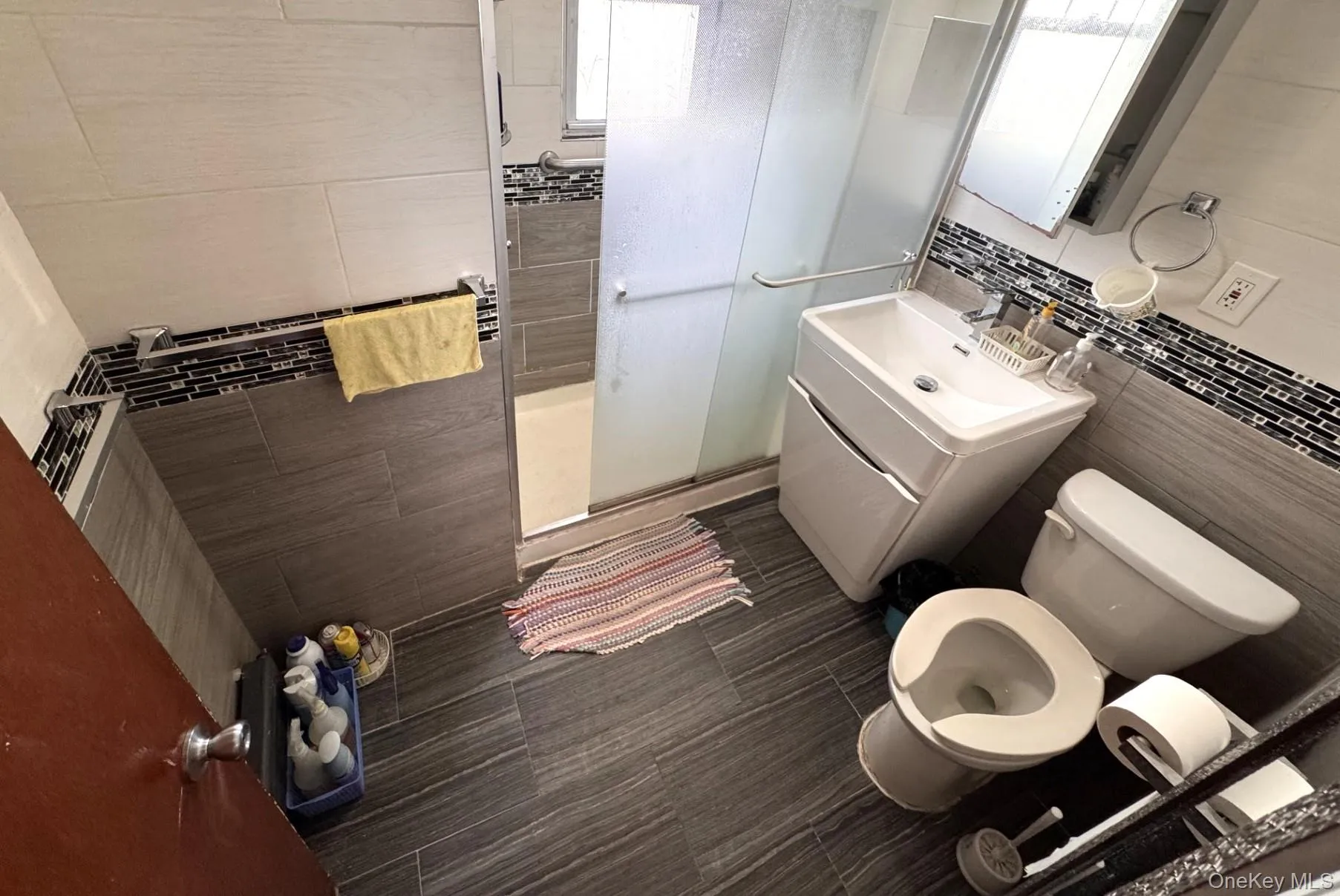 55 Canfield Avenue, Yonkers, NY, 3 Bedrooms Bedrooms, 7 Rooms Rooms,2 BathroomsBathrooms,Residential,For Rent,Canfield,0,1040212 55 Canfield Avenue, Yonkers, NY, 3 Bedrooms Bedrooms, 7 Rooms Rooms,2 BathroomsBathrooms,Residential,For Rent,Canfield,0,1040212