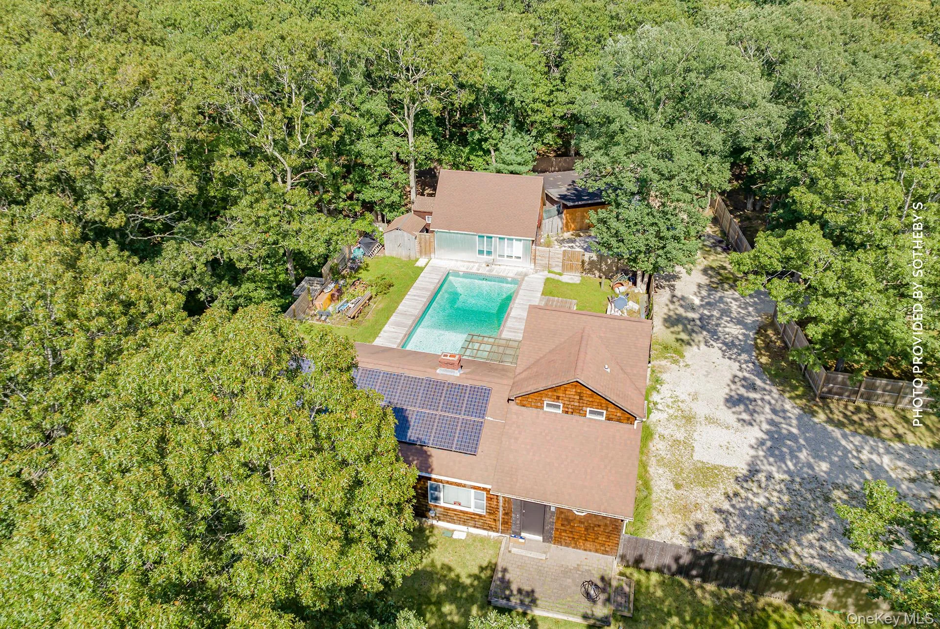 125 Neck Path, East Hampton, NY, 9 Bedrooms Bedrooms, 14 Rooms Rooms,6 BathroomsBathrooms,Residential,For Rent,Neck,0,1040218 125 Neck Path, East Hampton, NY, 9 Bedrooms Bedrooms, 14 Rooms Rooms,6 BathroomsBathrooms,Residential,For Rent,Neck,0,1040218