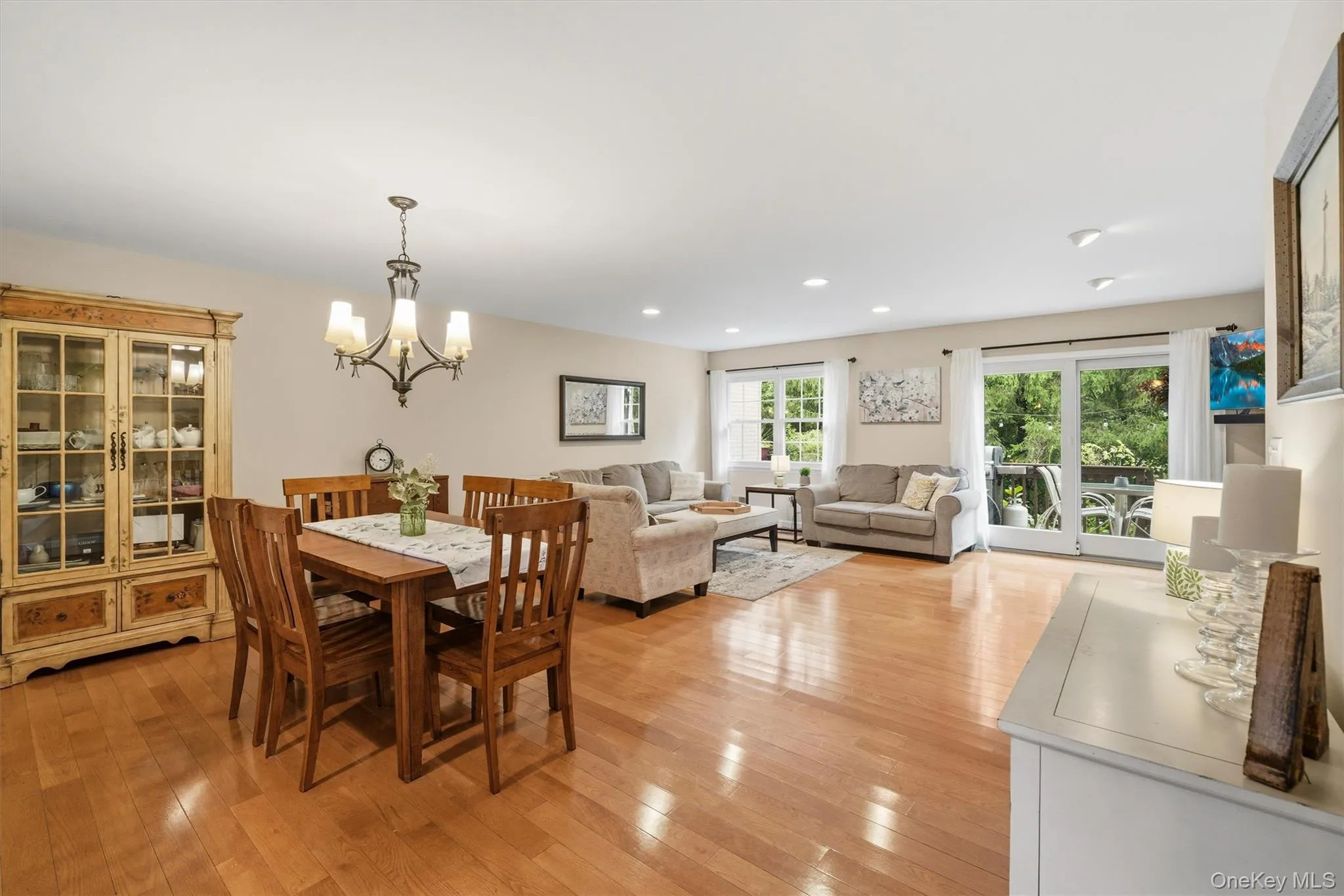 600 Mohawk Court, Ramapo, NY, 3 Bedrooms Bedrooms, 9 Rooms Rooms,2 BathroomsBathrooms,Residential,For Rent,Mohawk,0,1040221 600 Mohawk Court, Ramapo, NY, 3 Bedrooms Bedrooms, 9 Rooms Rooms,2 BathroomsBathrooms,Residential,For Rent,Mohawk,0,1040221