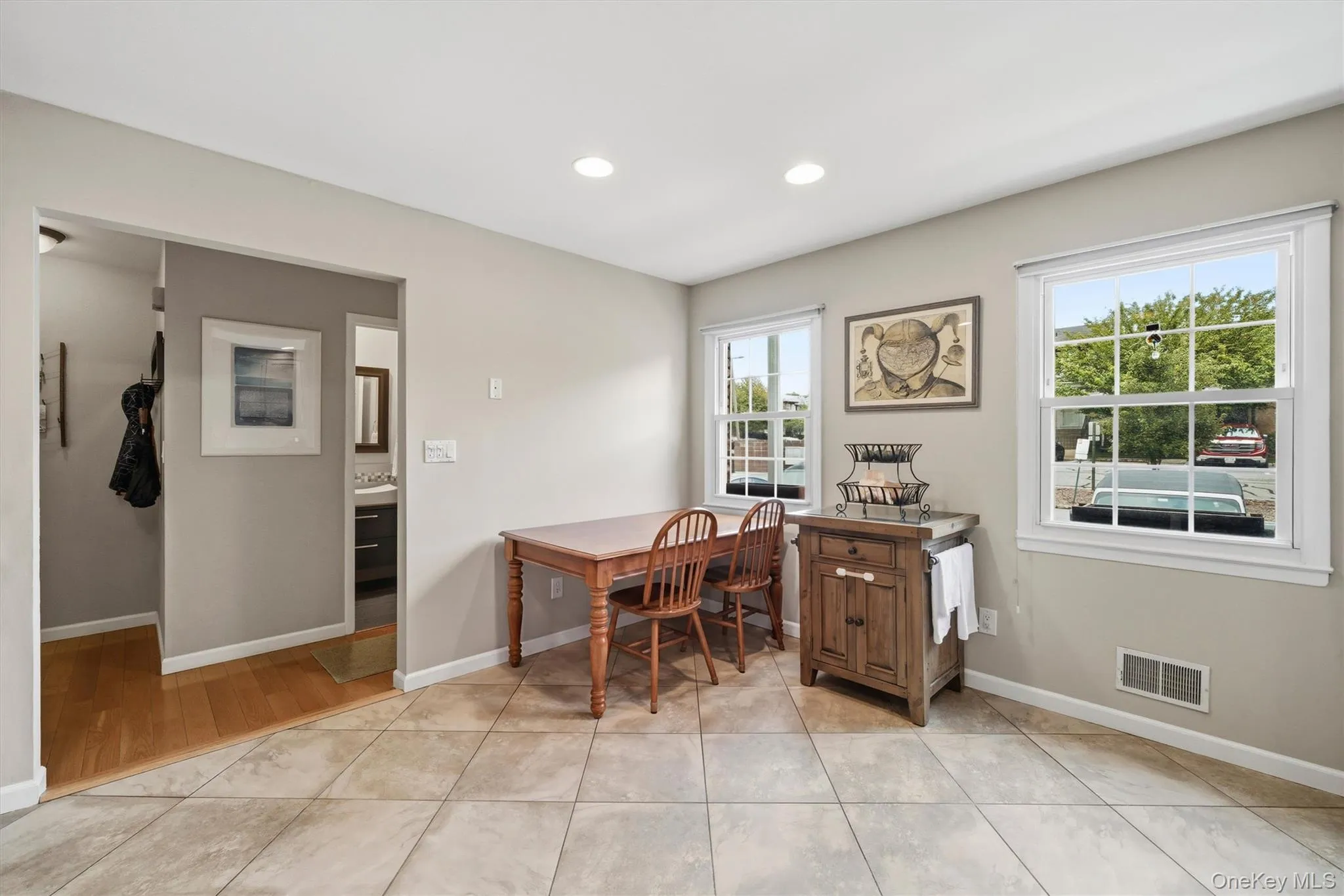 600 Mohawk Court, Ramapo, NY, 3 Bedrooms Bedrooms, 9 Rooms Rooms,2 BathroomsBathrooms,Residential,For Rent,Mohawk,0,1040221 600 Mohawk Court, Ramapo, NY, 3 Bedrooms Bedrooms, 9 Rooms Rooms,2 BathroomsBathrooms,Residential,For Rent,Mohawk,0,1040221
