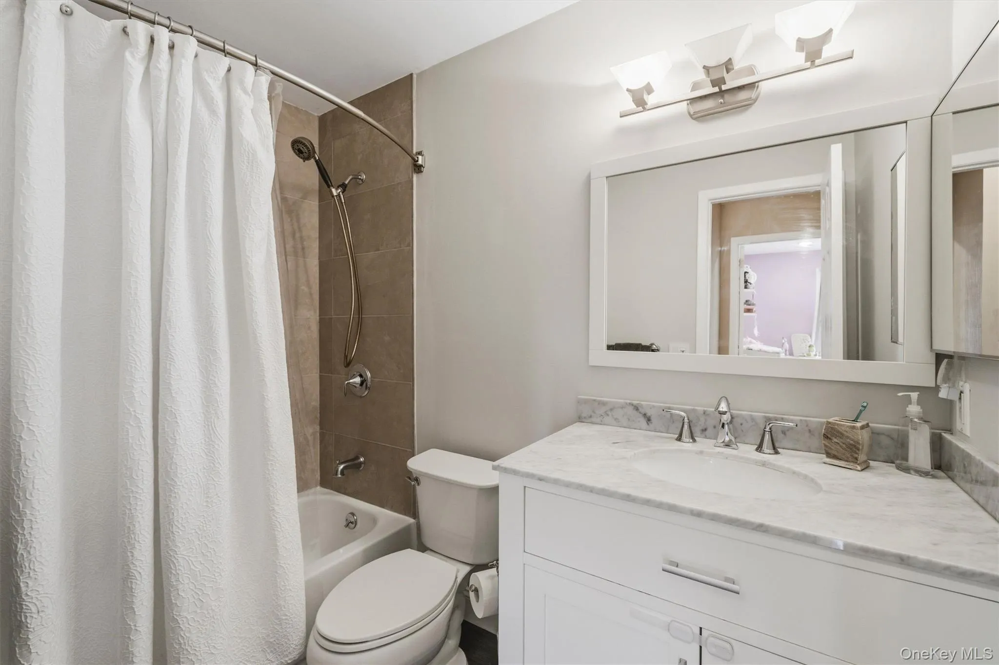 600 Mohawk Court, Ramapo, NY, 3 Bedrooms Bedrooms, 9 Rooms Rooms,2 BathroomsBathrooms,Residential,For Rent,Mohawk,0,1040221 600 Mohawk Court, Ramapo, NY, 3 Bedrooms Bedrooms, 9 Rooms Rooms,2 BathroomsBathrooms,Residential,For Rent,Mohawk,0,1040221
