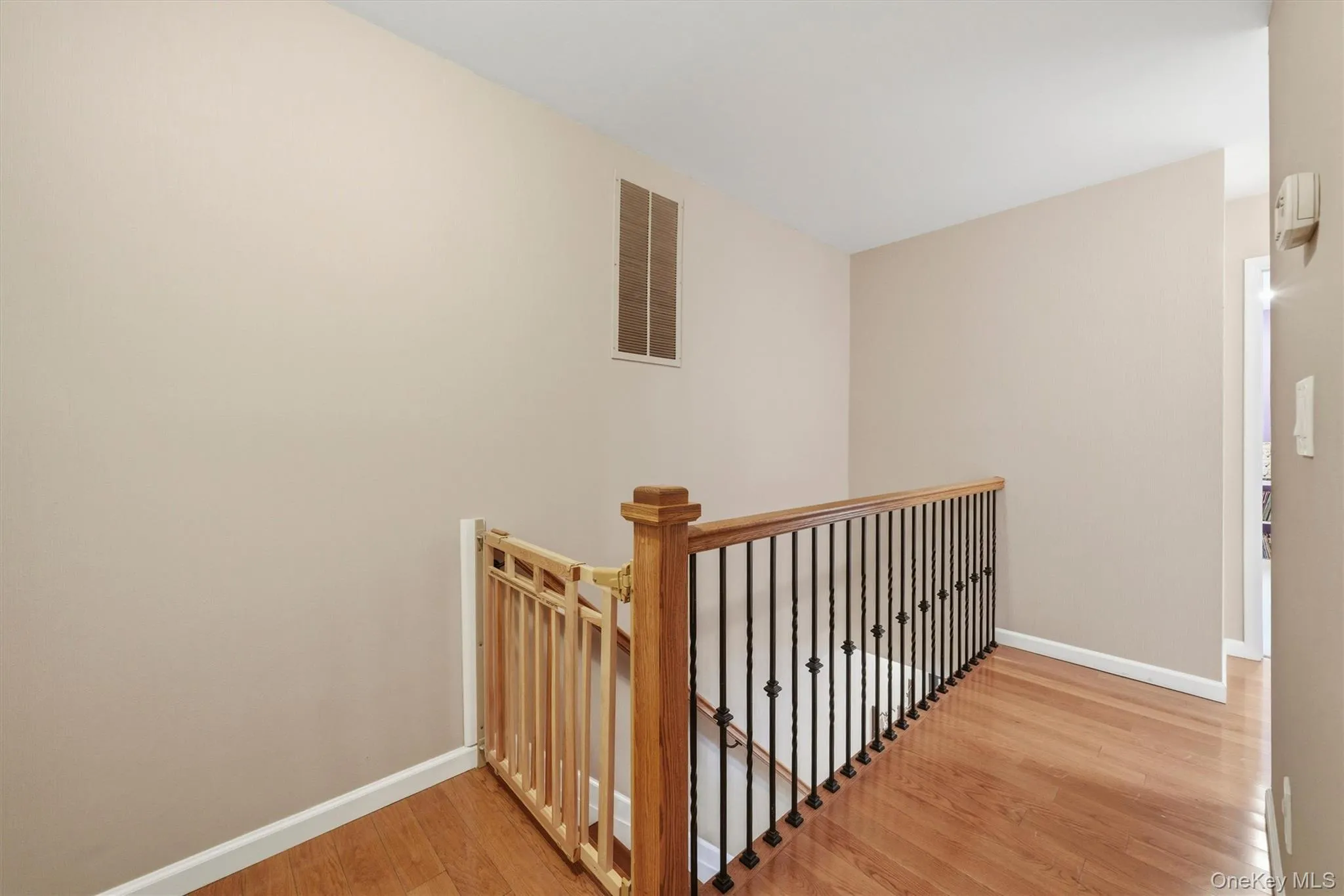 600 Mohawk Court, Ramapo, NY, 3 Bedrooms Bedrooms, 9 Rooms Rooms,2 BathroomsBathrooms,Residential,For Rent,Mohawk,0,1040221 600 Mohawk Court, Ramapo, NY, 3 Bedrooms Bedrooms, 9 Rooms Rooms,2 BathroomsBathrooms,Residential,For Rent,Mohawk,0,1040221