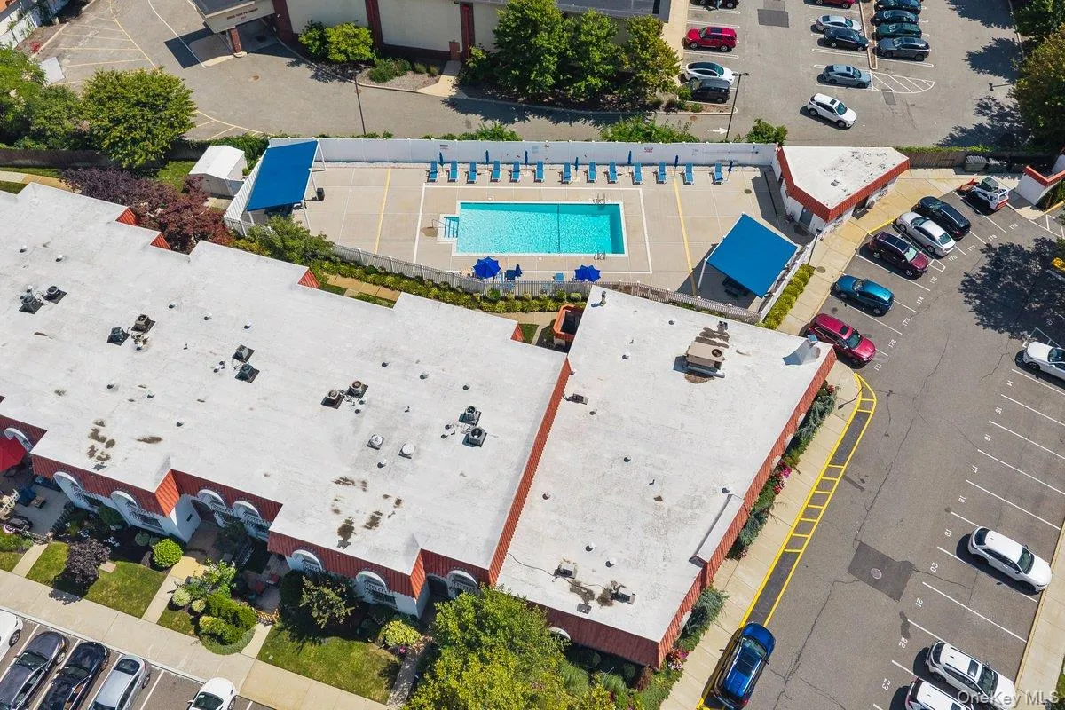 21 Alhambra Drive, Hempstead, NY, 2 Bedrooms Bedrooms, 5 Rooms Rooms,1 BathroomBathrooms,Residential,For Rent,Alhambra,0,1040224 21 Alhambra Drive, Hempstead, NY, 2 Bedrooms Bedrooms, 5 Rooms Rooms,1 BathroomBathrooms,Residential,For Rent,Alhambra,0,1040224