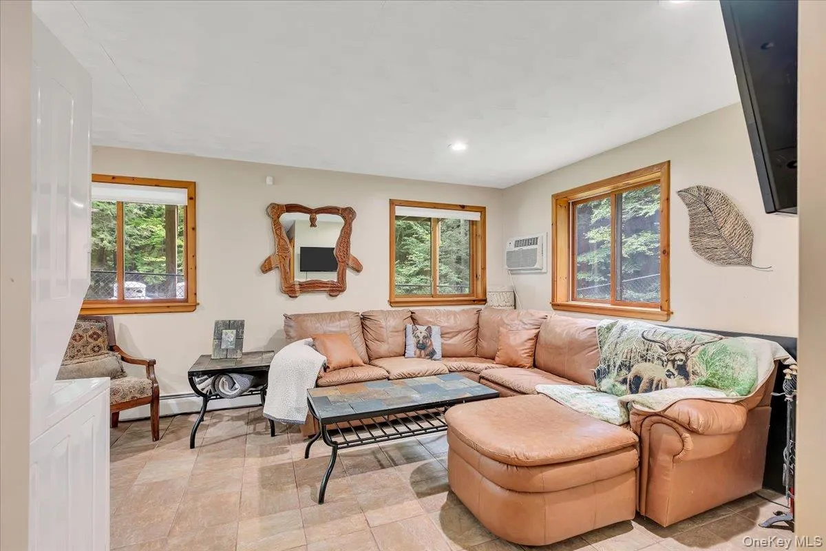 307 Bobillen Drive, Jewett, NY, 3 Bedrooms Bedrooms, 8 Rooms Rooms,2 BathroomsBathrooms,Residential,For Rent,Bobillen,0,1040225 307 Bobillen Drive, Jewett, NY, 3 Bedrooms Bedrooms, 8 Rooms Rooms,2 BathroomsBathrooms,Residential,For Rent,Bobillen,0,1040225