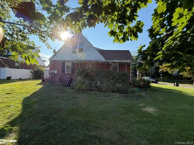 134 Stuart Avenue, Hempstead, NY, 3 Bedrooms Bedrooms, 6 Rooms Rooms,1 BathroomBathrooms,Residential Lease,For Rent,Stuart,0,1040232 134 Stuart Avenue, Hempstead, NY, 3 Bedrooms Bedrooms, 6 Rooms Rooms,1 BathroomBathrooms,Residential Lease,For Rent,Stuart,0,1040232