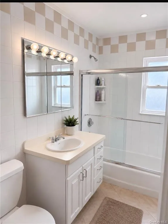 1349 103rd Street, New York, NY, 3 Bedrooms Bedrooms, 8 Rooms Rooms,2 BathroomsBathrooms,Residential,For Rent,103rd,0,1040233 1349 103rd Street, New York, NY, 3 Bedrooms Bedrooms, 8 Rooms Rooms,2 BathroomsBathrooms,Residential,For Rent,103rd,0,1040233