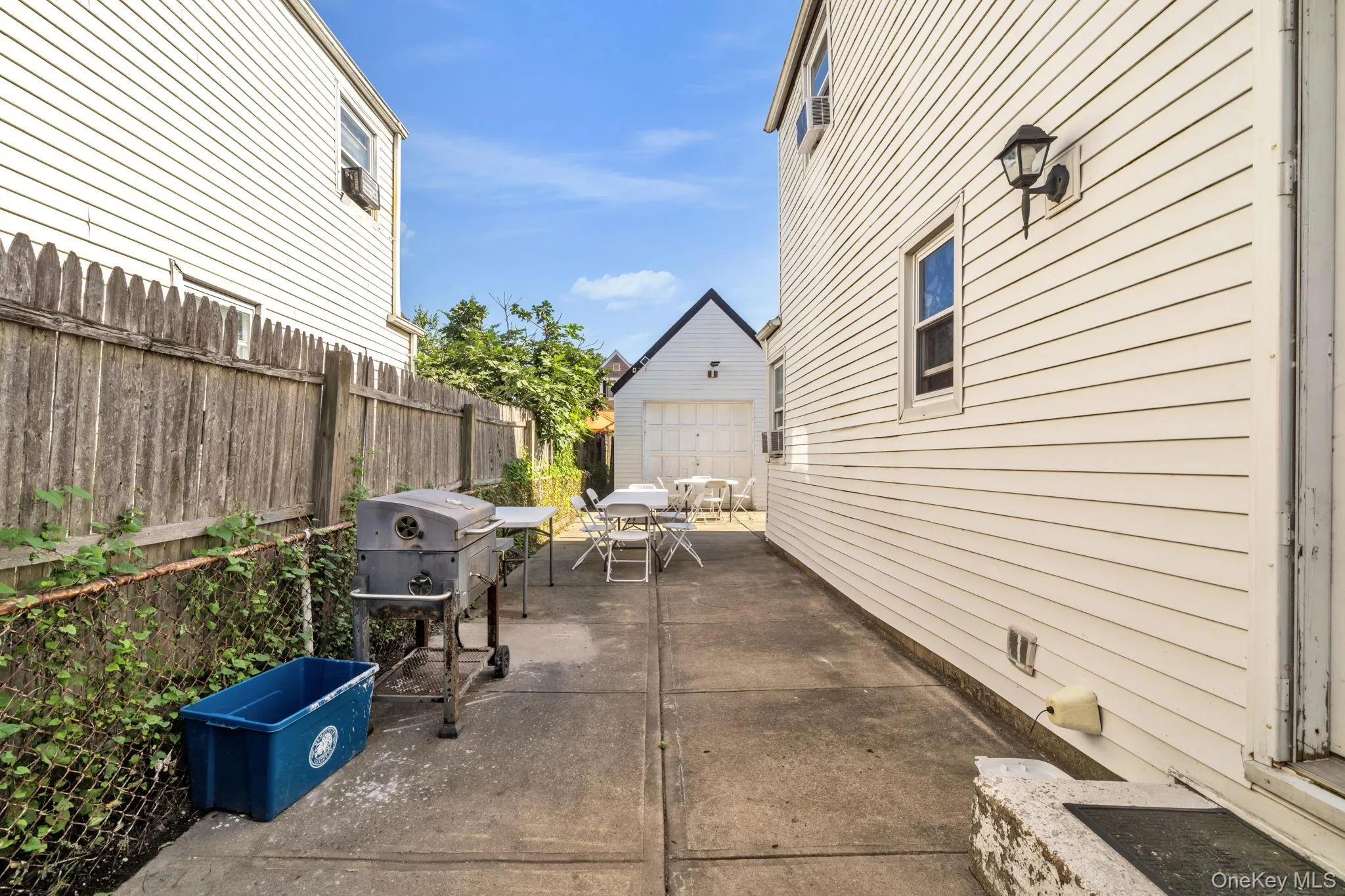 195 Alabama Avenue, Hempstead, NY, 4 Bedrooms Bedrooms, 8 Rooms Rooms,2 BathroomsBathrooms,Residential,For Rent,Alabama,0,1040234 195 Alabama Avenue, Hempstead, NY, 4 Bedrooms Bedrooms, 8 Rooms Rooms,2 BathroomsBathrooms,Residential,For Rent,Alabama,0,1040234