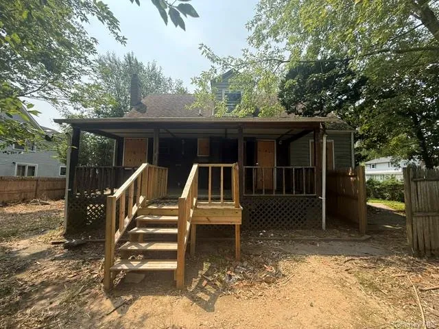 57 clinton Avenue, Brookhaven, NY, 4 Bedrooms Bedrooms, 7 Rooms Rooms,2 BathroomsBathrooms,Residential,For Rent,clinton,0,1040235 57 clinton Avenue, Brookhaven, NY, 4 Bedrooms Bedrooms, 7 Rooms Rooms,2 BathroomsBathrooms,Residential,For Rent,clinton,0,1040235