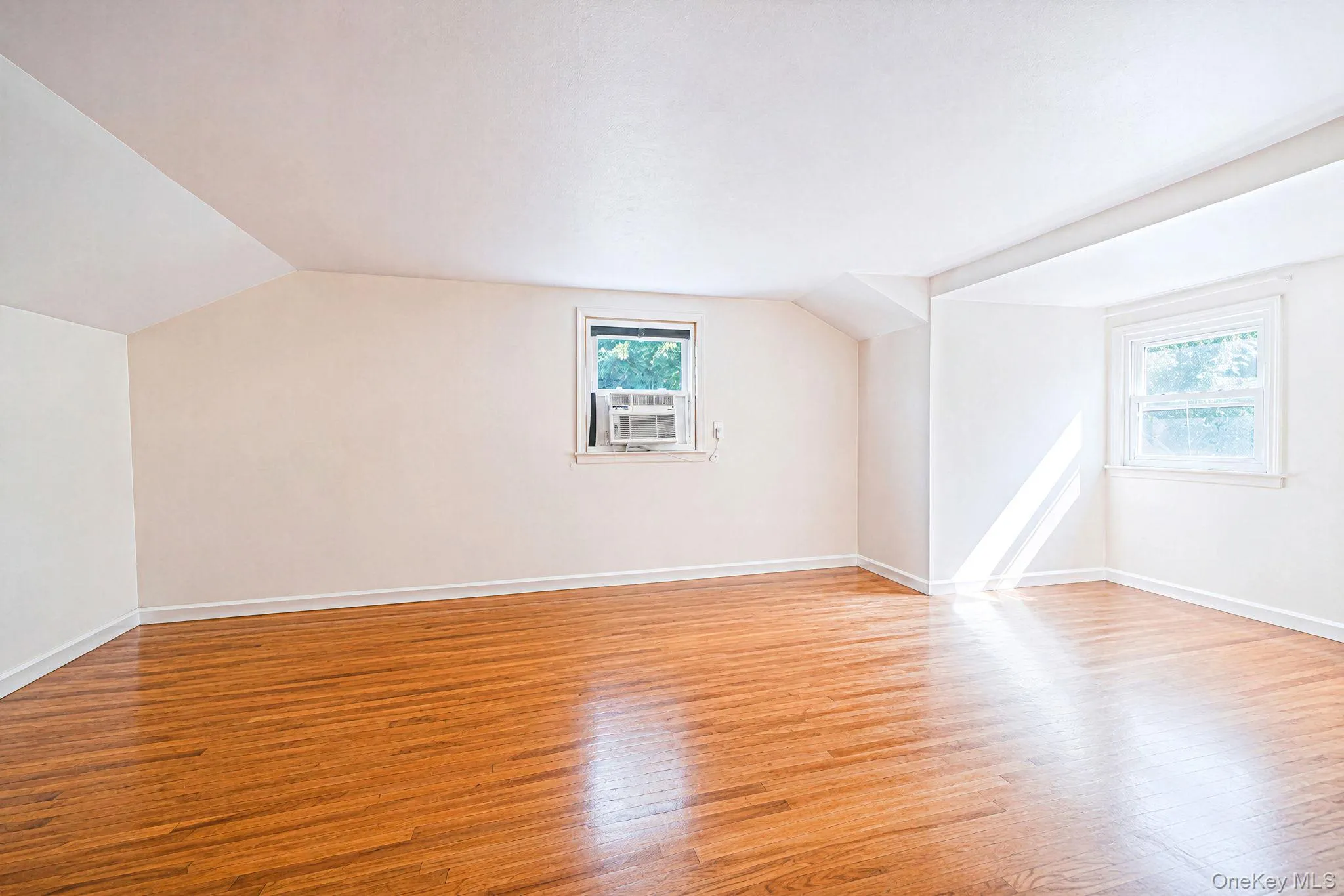 893 Gardiner Drive, Islip, NY, 5 Bedrooms Bedrooms, 9 Rooms Rooms,3 BathroomsBathrooms,Residential,For Rent,Gardiner,0,1040238 893 Gardiner Drive, Islip, NY, 5 Bedrooms Bedrooms, 9 Rooms Rooms,3 BathroomsBathrooms,Residential,For Rent,Gardiner,0,1040238