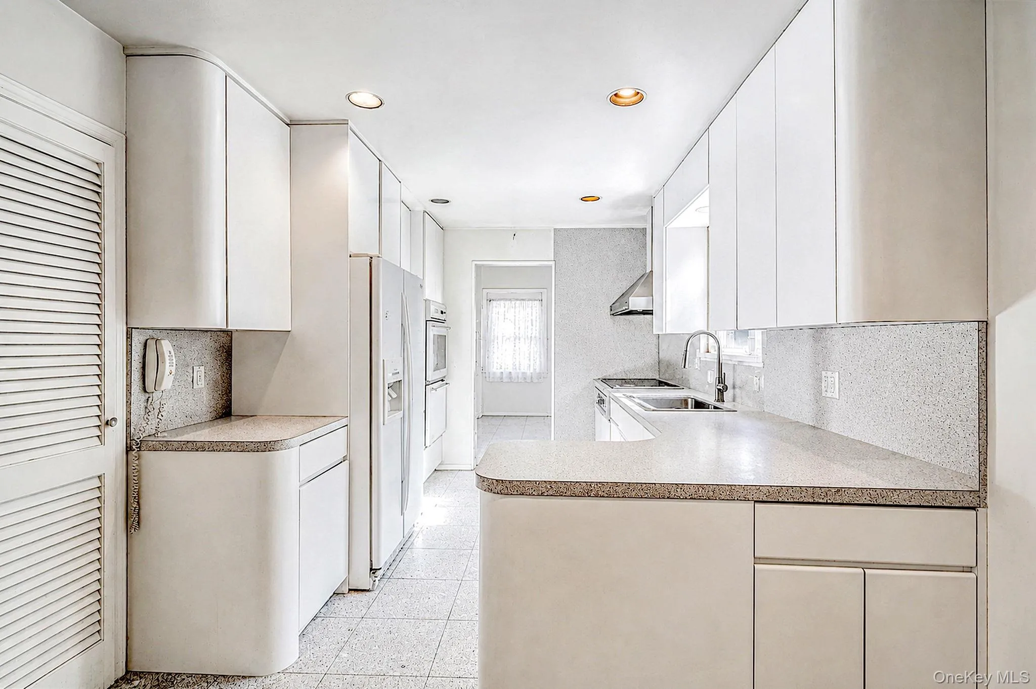 893 Gardiner Drive, Islip, NY, 5 Bedrooms Bedrooms, 9 Rooms Rooms,3 BathroomsBathrooms,Residential,For Rent,Gardiner,0,1040238 893 Gardiner Drive, Islip, NY, 5 Bedrooms Bedrooms, 9 Rooms Rooms,3 BathroomsBathrooms,Residential,For Rent,Gardiner,0,1040238