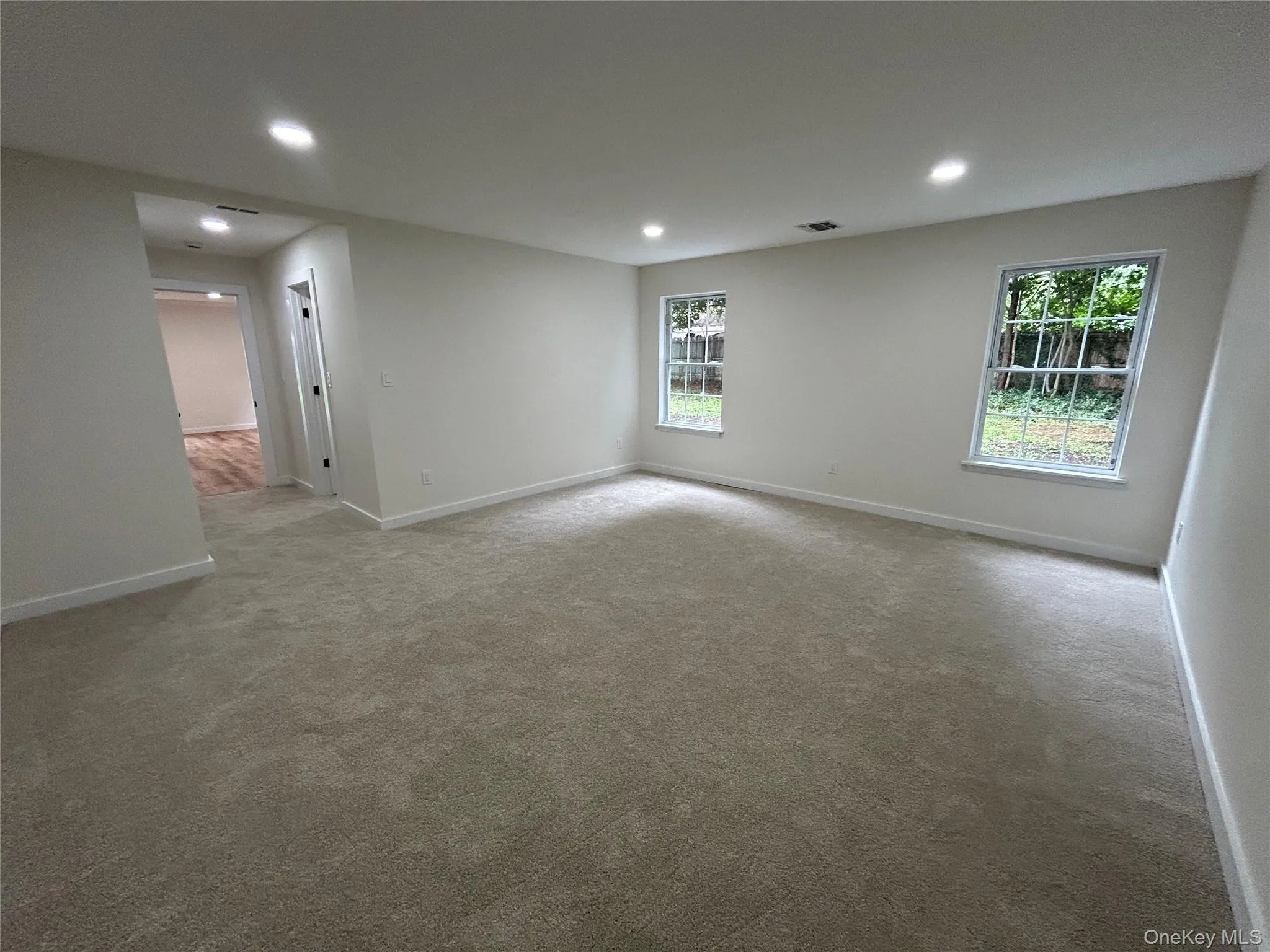 5 Orleans Green, Brookhaven, NY, 4 Bedrooms Bedrooms, 8 Rooms Rooms,2 BathroomsBathrooms,Residential,For Rent,Orleans,0,1040239 5 Orleans Green, Brookhaven, NY, 4 Bedrooms Bedrooms, 8 Rooms Rooms,2 BathroomsBathrooms,Residential,For Rent,Orleans,0,1040239