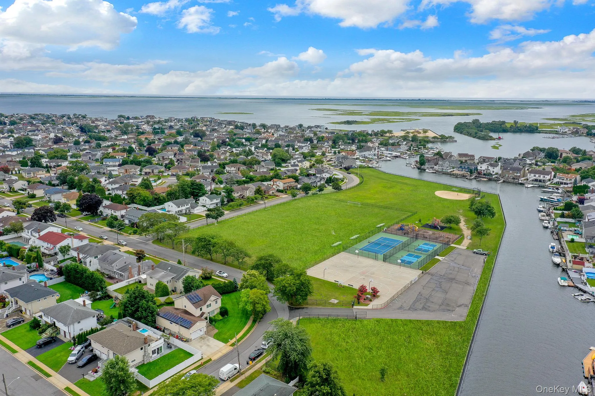 34 Admiral Road, Oyster Bay, NY, 4 Bedrooms Bedrooms, 9 Rooms Rooms,2 BathroomsBathrooms,Residential,For Rent,Admiral,0,1040243 34 Admiral Road, Oyster Bay, NY, 4 Bedrooms Bedrooms, 9 Rooms Rooms,2 BathroomsBathrooms,Residential,For Rent,Admiral,0,1040243