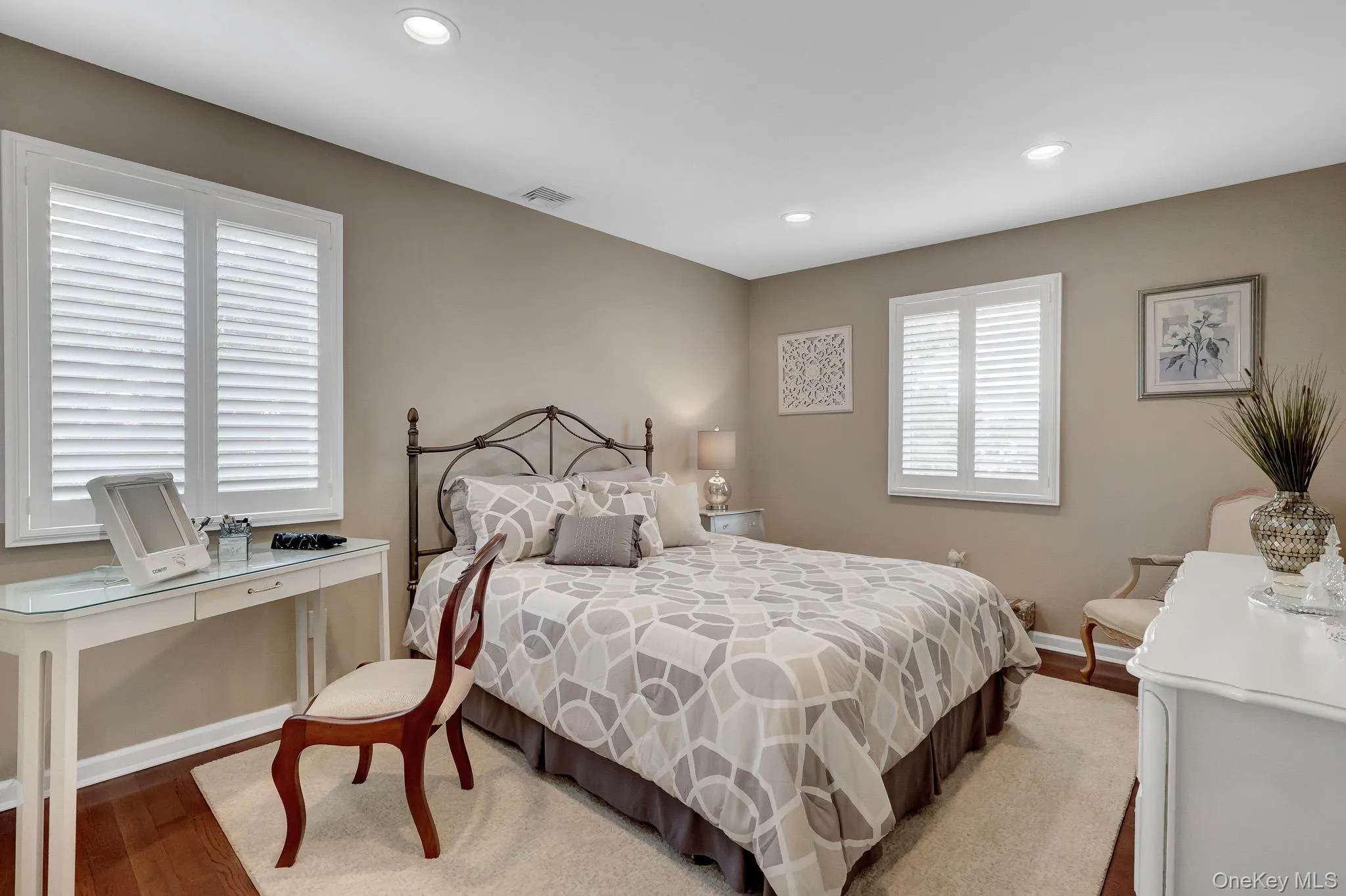 34 Admiral Road, Oyster Bay, NY, 4 Bedrooms Bedrooms, 9 Rooms Rooms,2 BathroomsBathrooms,Residential,For Rent,Admiral,0,1040243 34 Admiral Road, Oyster Bay, NY, 4 Bedrooms Bedrooms, 9 Rooms Rooms,2 BathroomsBathrooms,Residential,For Rent,Admiral,0,1040243